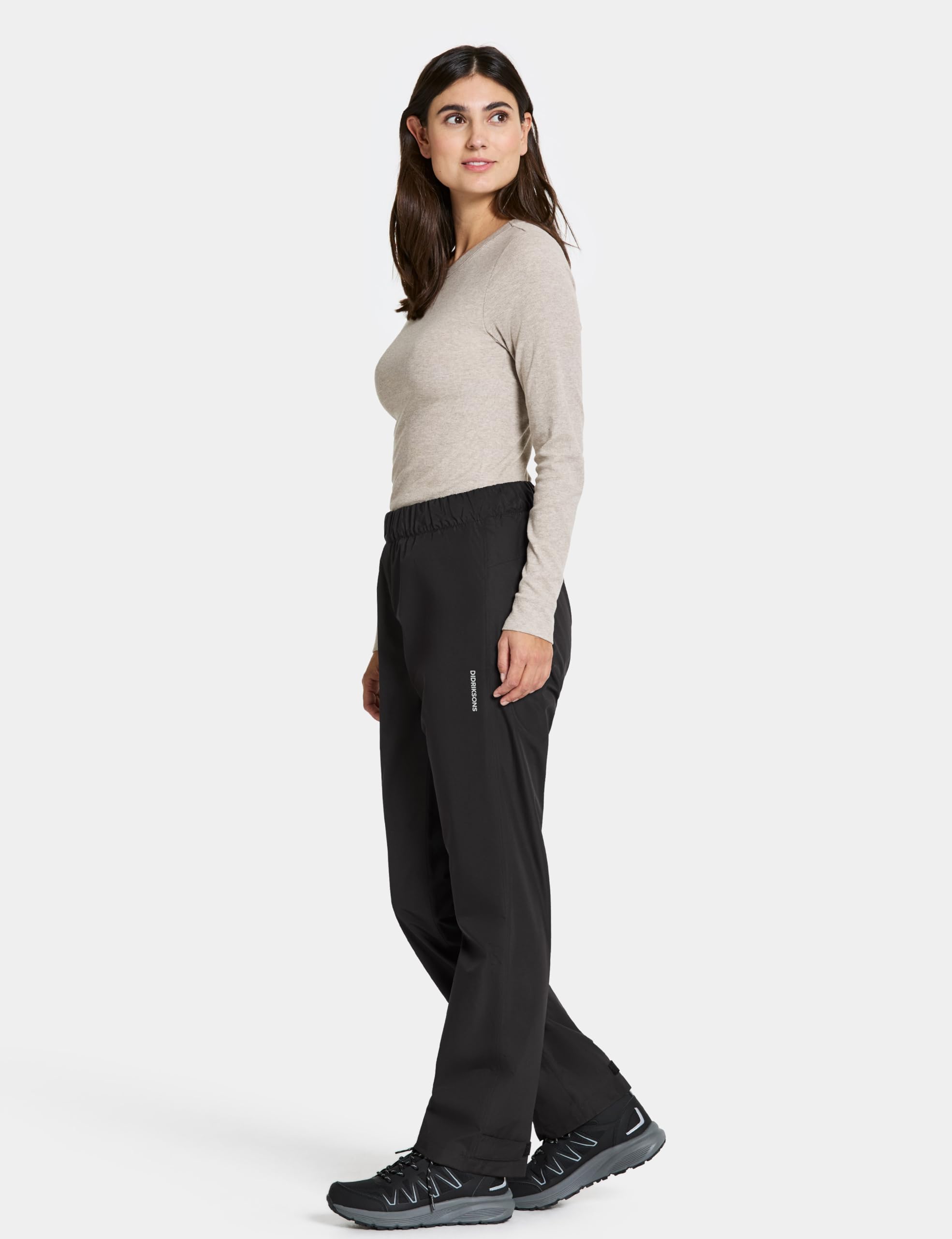 didriksons-nordic-pants-damen-regenhose-schwarz-wasserdicht image 2
