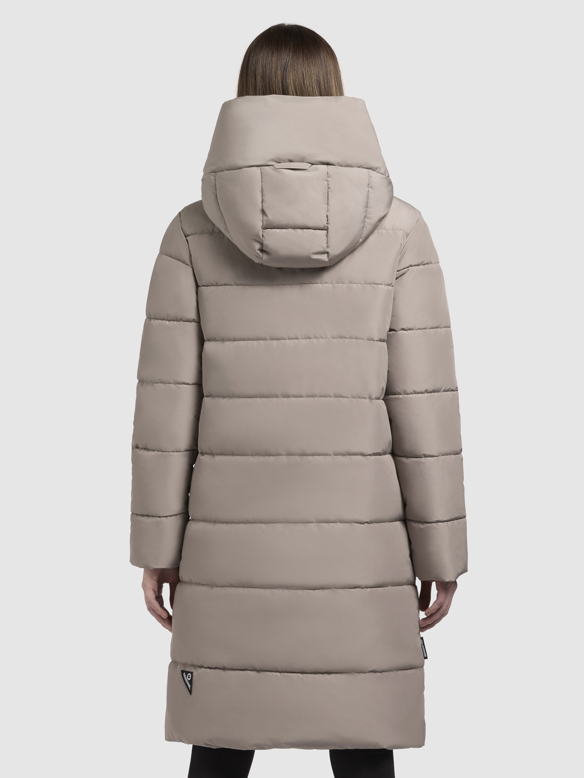 khujo-mantel-jilias5-graubeige-lange-damen-winterjacke-steppmantel image 3