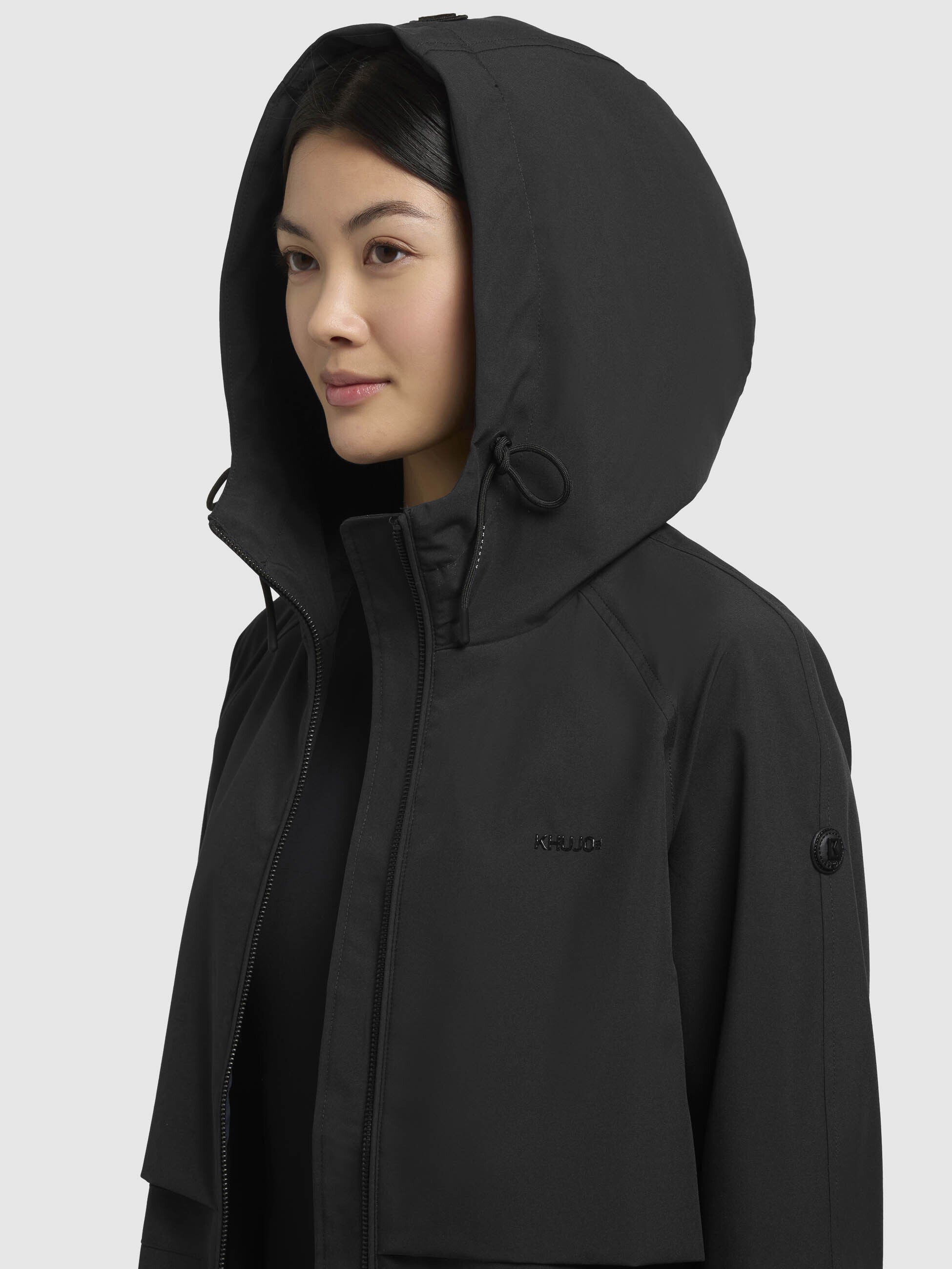 khujo-mantel-adura-schwarz-leichter-sommerparka-kurzmantel-damen-loose-fit image 7