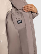 khujo-coat-darka2-greige-wattierter-steppmantel-damen-mit-gro-er-kapuze image 8