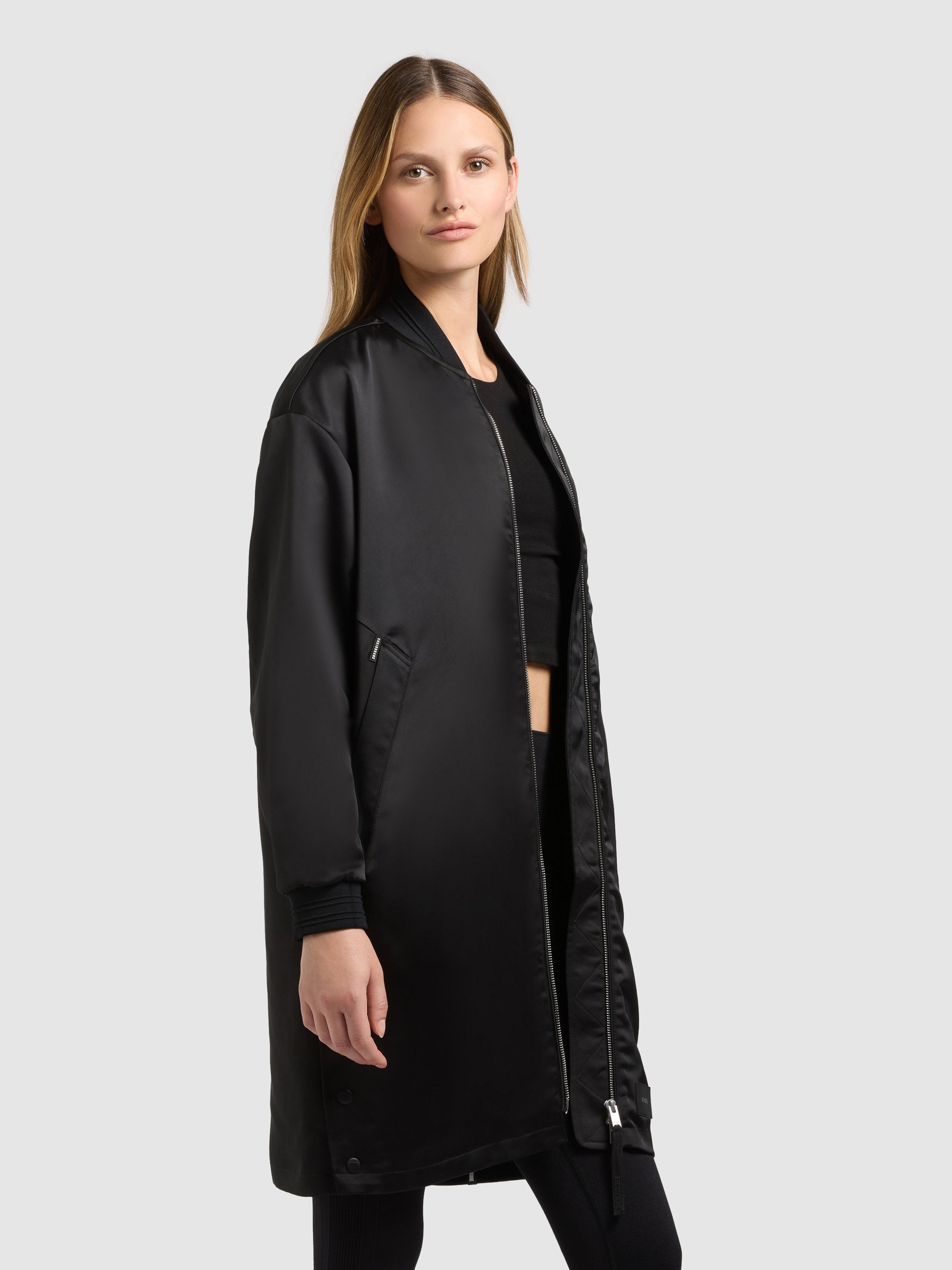 khujo-mantel-tindra-black-damen-blousonmantel-bomber-look image 5