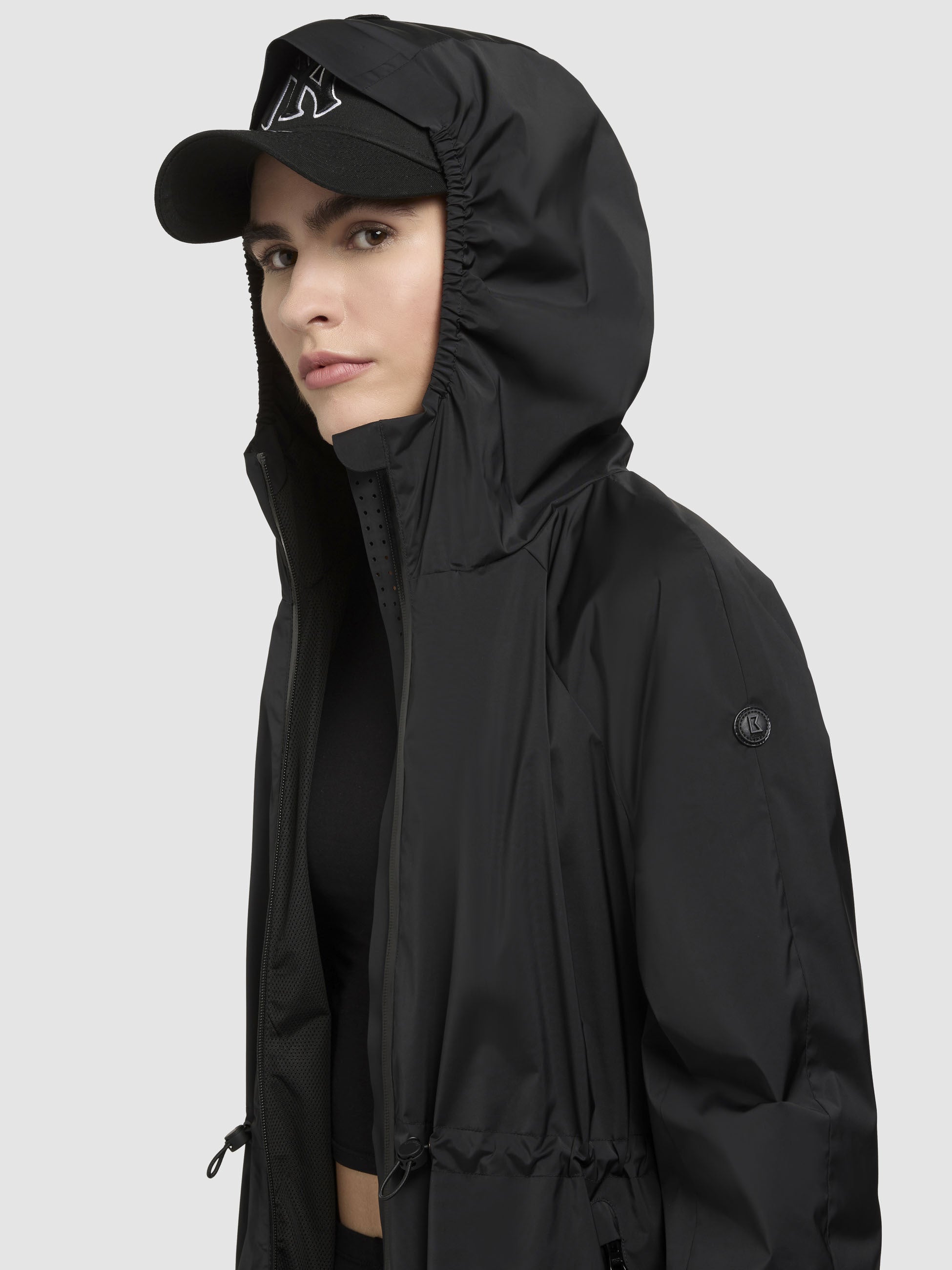 khujo-mantel-tuuli-windbreaker-knielang-schwarz-damen image 8