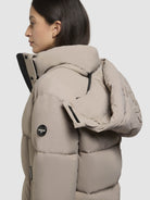 khujo-jacke-devina-matt-graubeige-h-ftlange-steppjacke-damen image 8