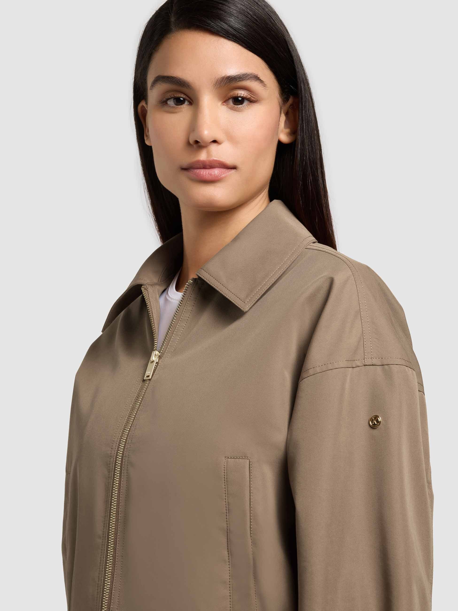 khujo-jacke-tovee-latte-brown-sommer-blouson-damen-cropped image 8