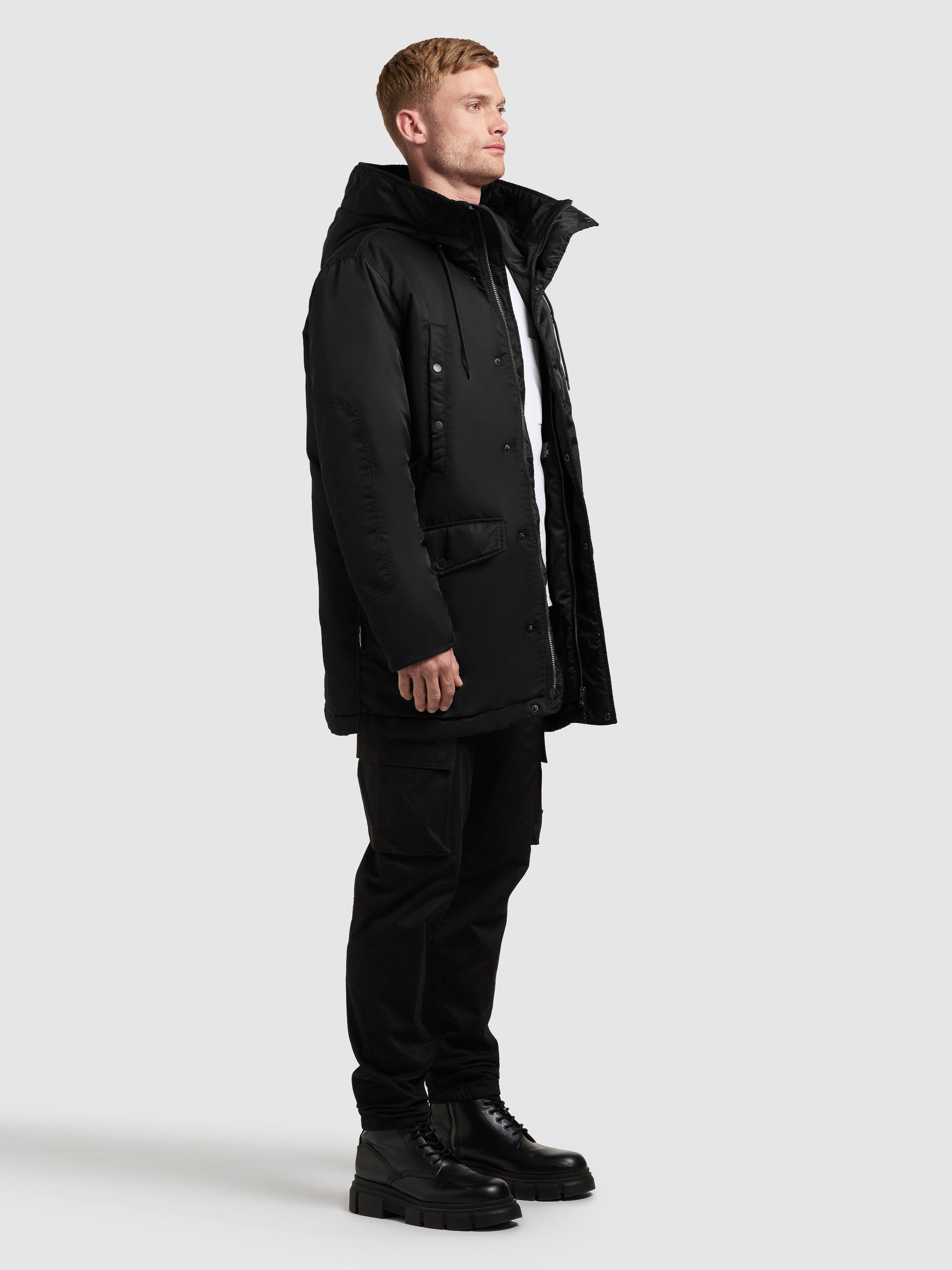 khujo-mantel-pakpao-black-damen-parka-loose-fit image 6