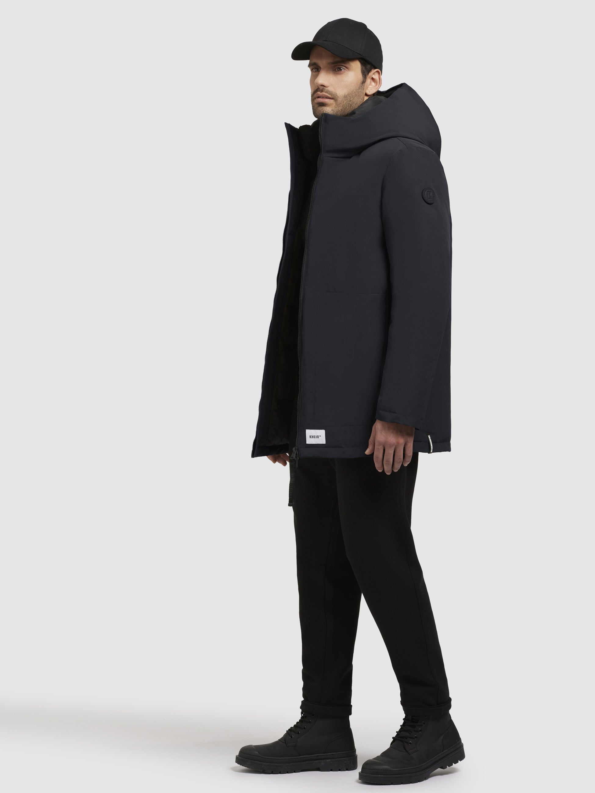 khujo-jacke-adan-dunkelgrau-warm-wattierter-parka-mit-kapuze-und-zwei-wege-rei-v image 2
