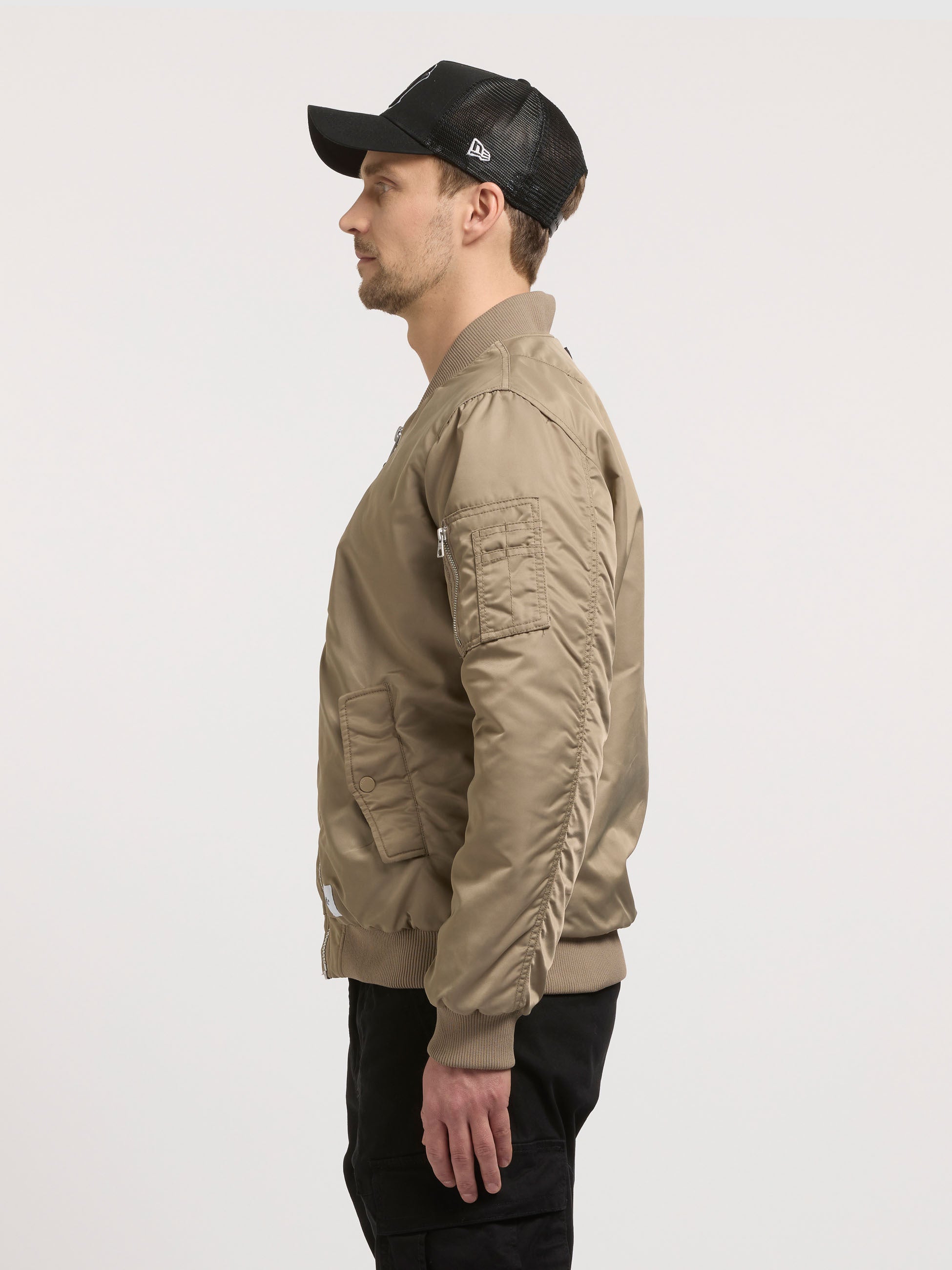khujo-jacke-adon-bomber-beige-bergangsjacke-h-ftlang image 5