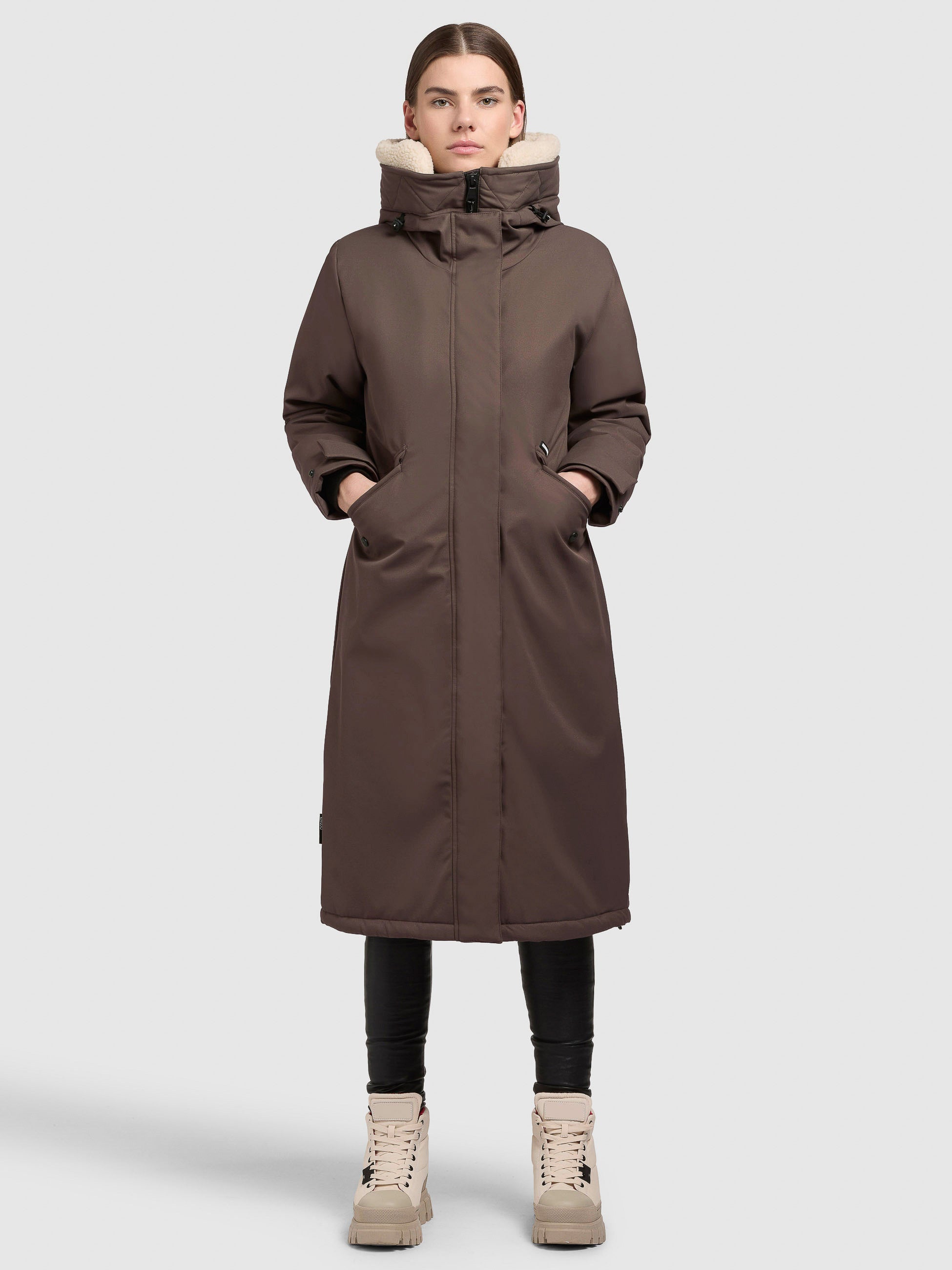 khujo-mantel-agneta-taupe-dunkel-knielanger-damen-wintermantel-mit-teddyfell-kap image 1