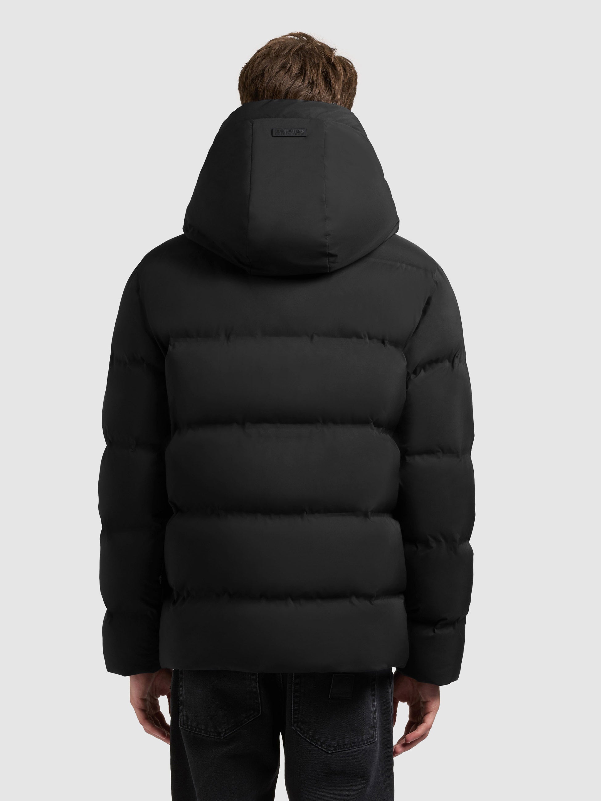 khujo-jacke-silas3-black-warm-wattierte-steppjacke-mit-kapuze image 3