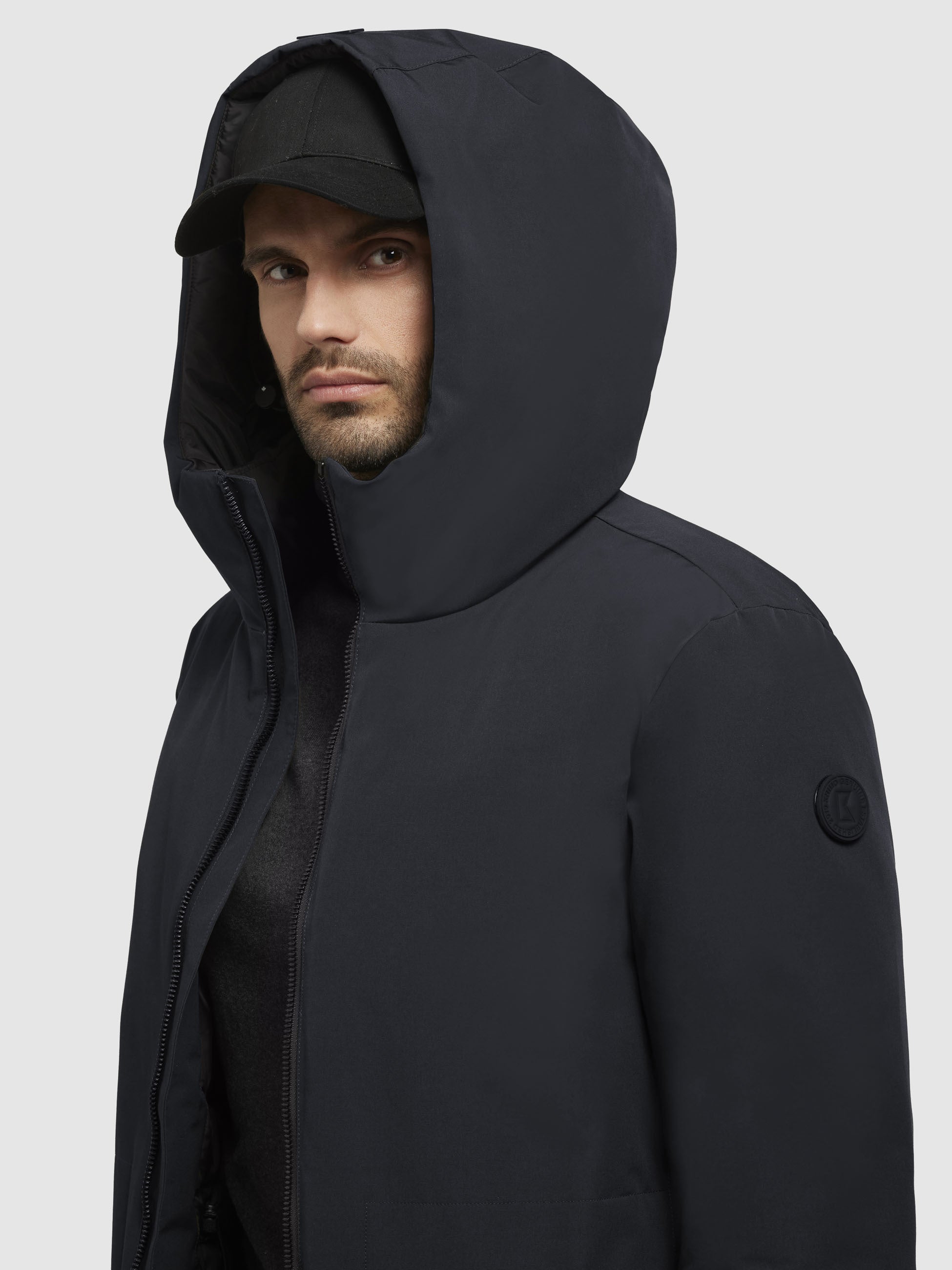 khujo-jacke-adan-dunkelgrau-warm-wattierter-parka-mit-kapuze-und-zwei-wege-rei-v image 7