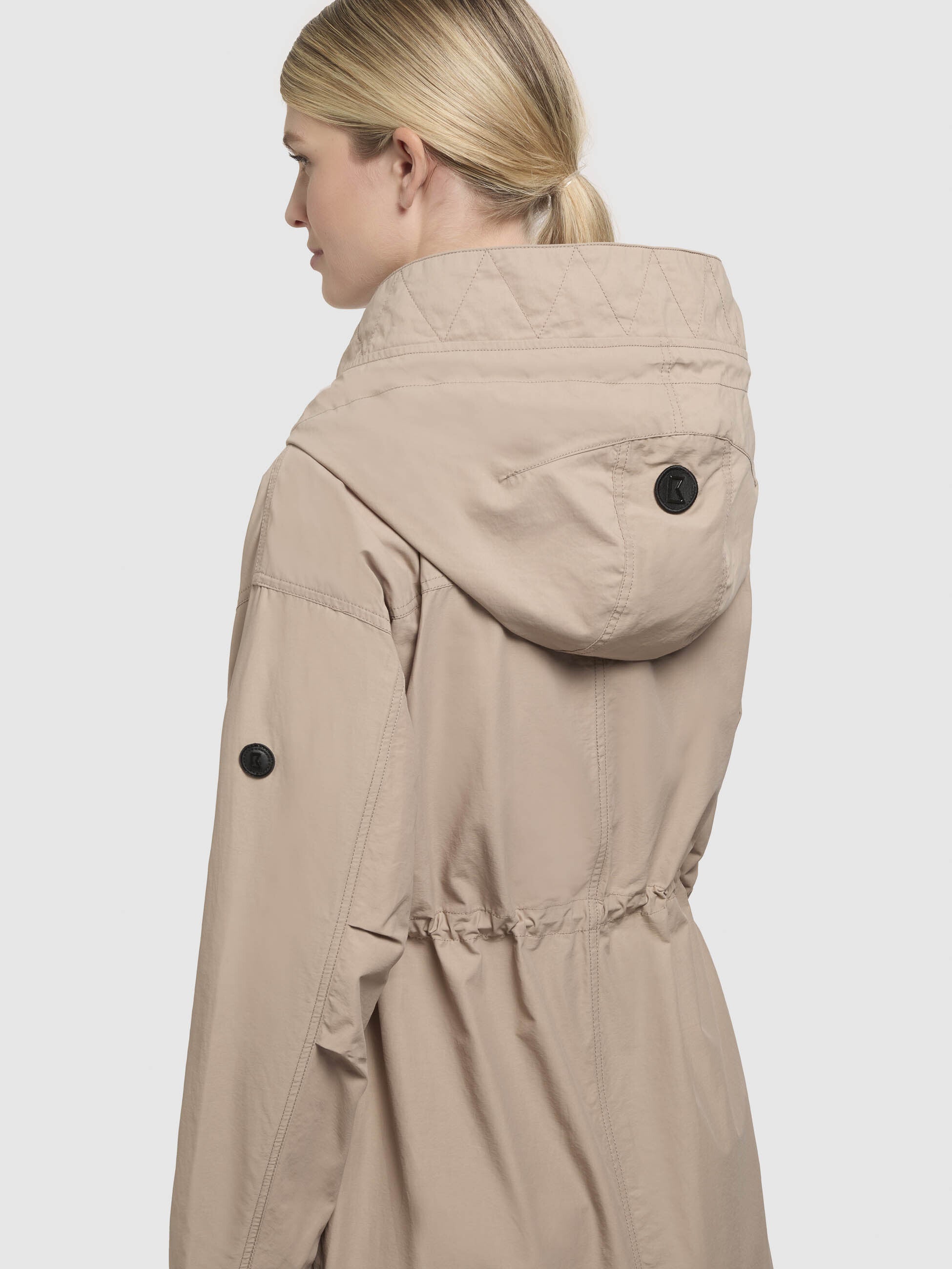 khujo-rayana-damen-mantel-knielang-sommerparka-beige-loose-fit image 8