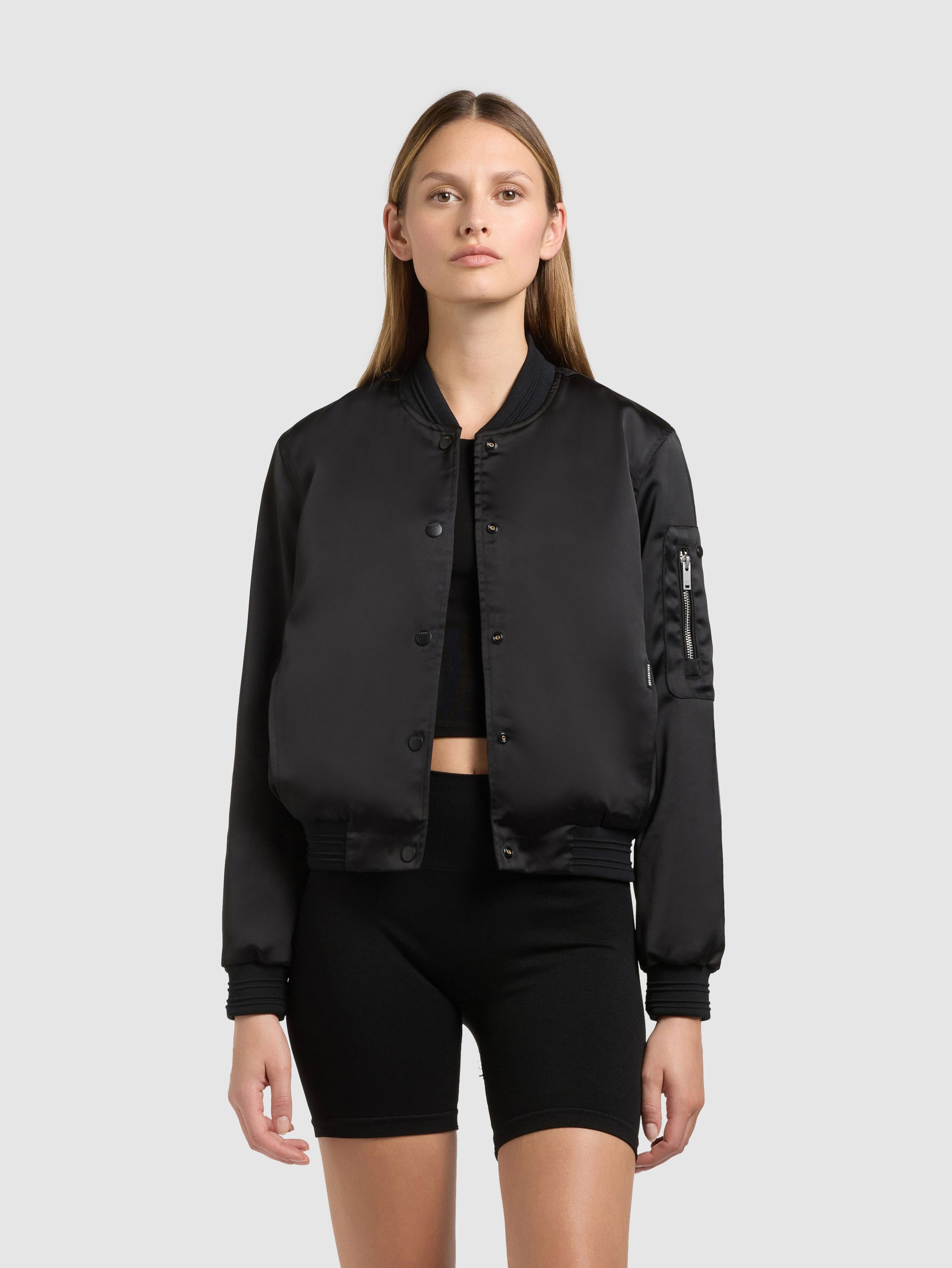 khujo-tami-bomberjacke-schwarz-damen-satin image 1