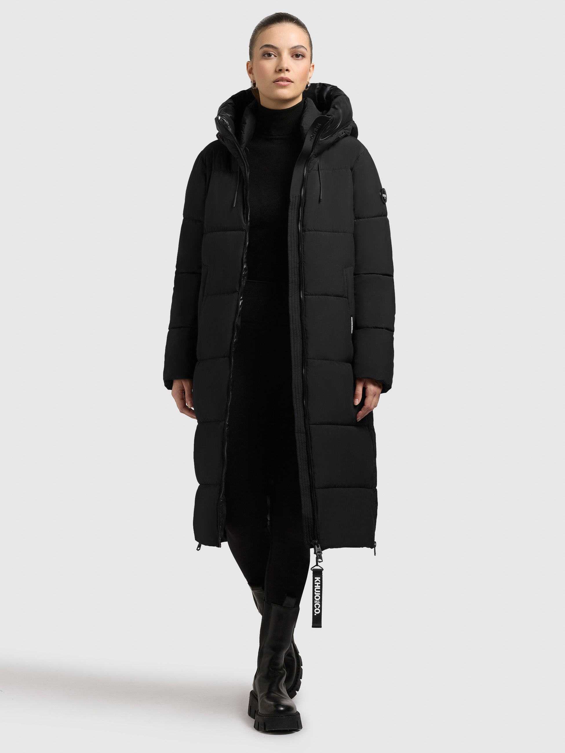 khujo-mantel-nalu-black-knielanger-wattierter-steppmantel-mit-stehkragen-kapuze image 2