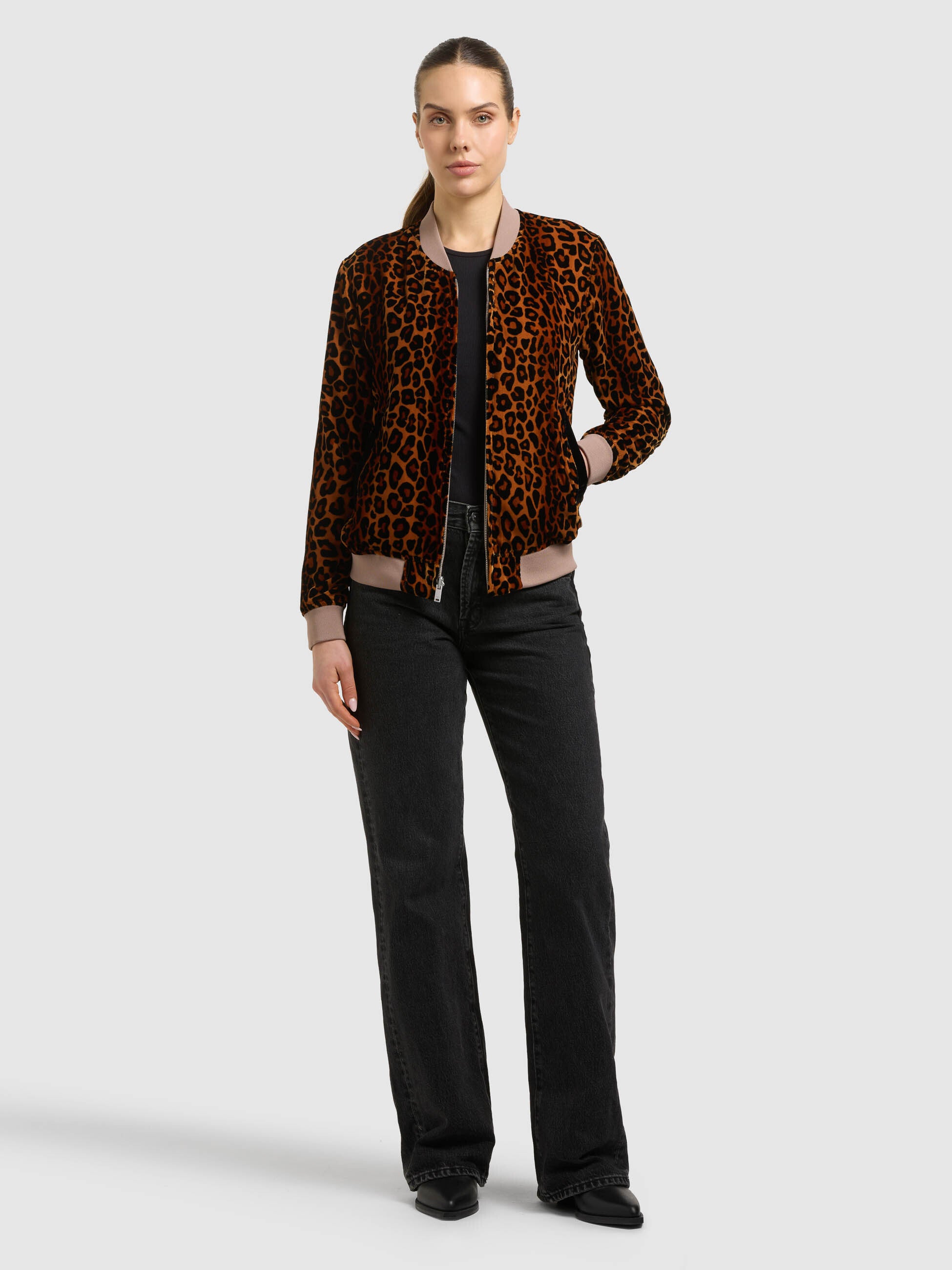 khujo-wendejacke-ruby-damen-blouson-latte-beige-leo image 2