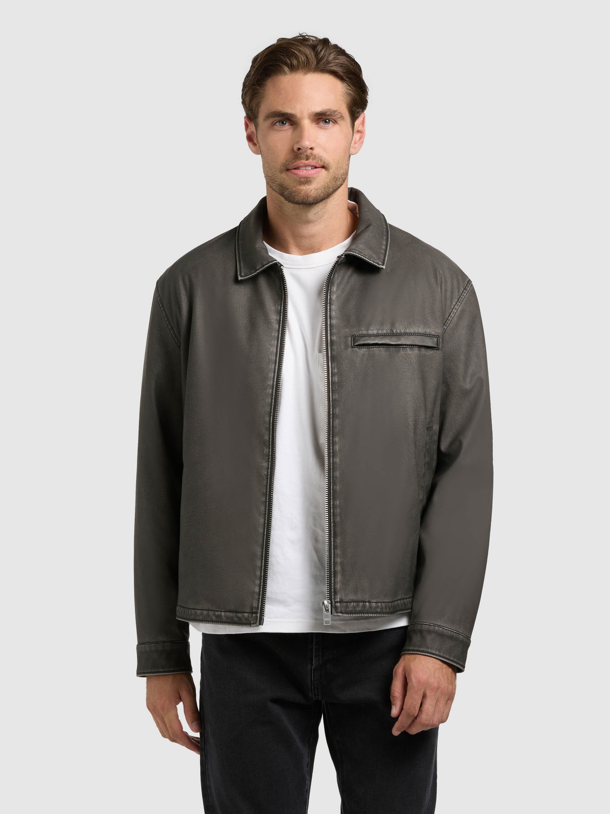 khujo-jacke-beck-vintage-black-kunstleder-bikerjacke-mit-kapuzeneinsatz image 1