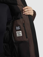 khujo-coat-lola-dark-brown-wattierter-damen-kurzmantel-braun image 8