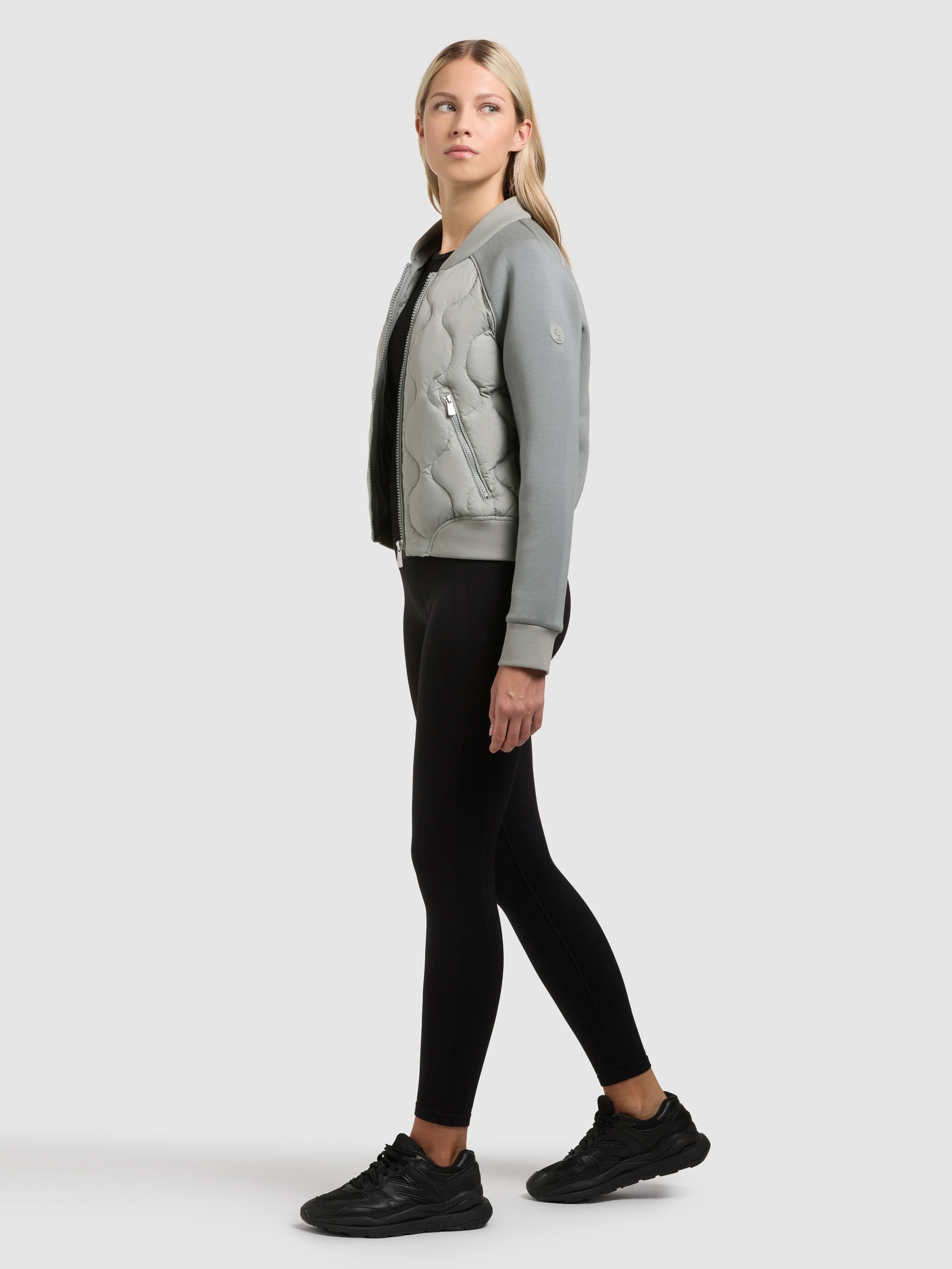 khujo-jacke-malaya-cloud-green-f-r-damen-steppjacke-kurz image 2