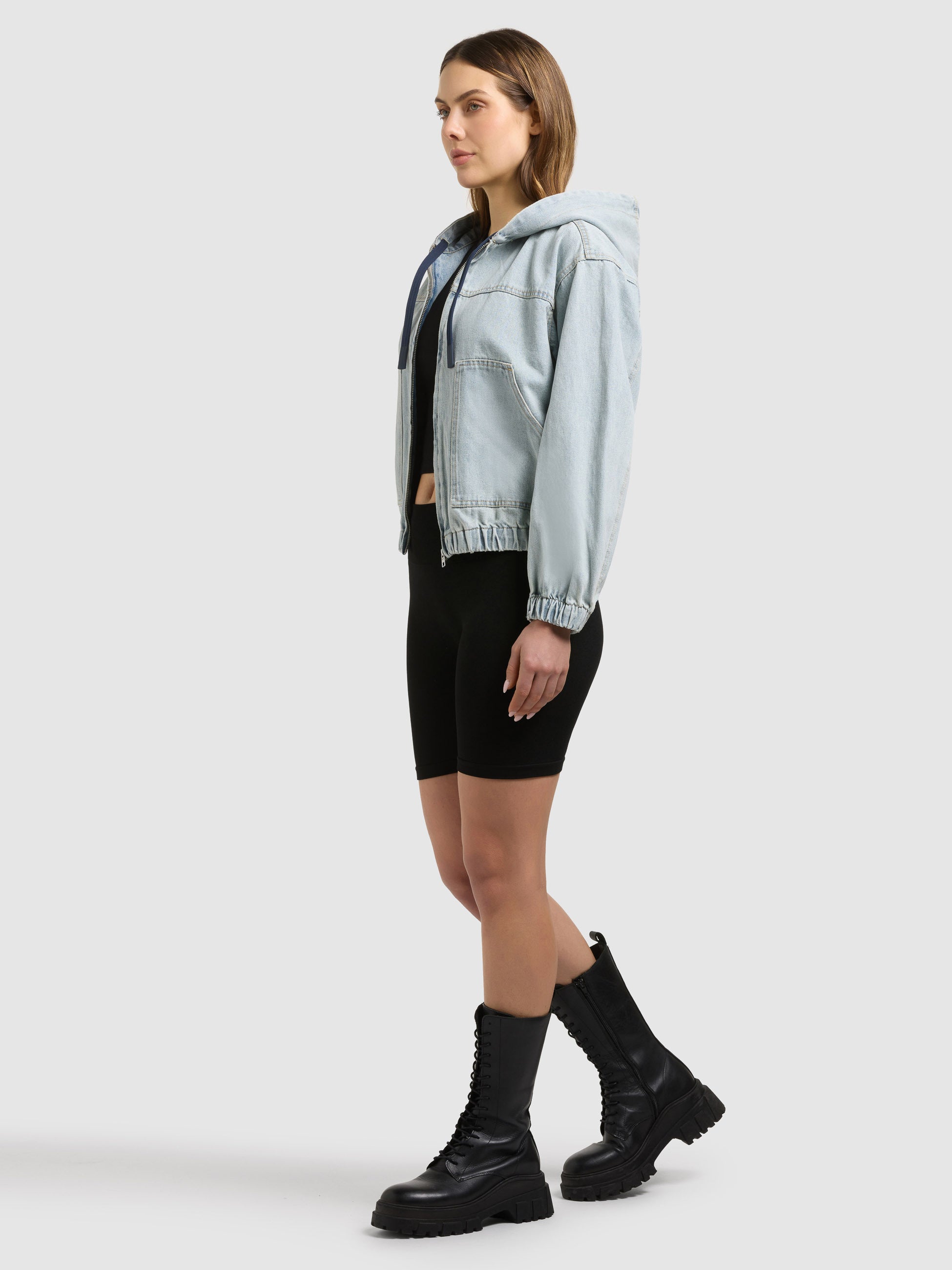 khujo-jacke-gretel-bleached-blue-damen-jeans-blouson-mit-kapuze-im-loose-fit image 2