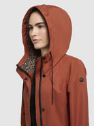 khujo-mosti-damen-sommerparka-trenchcoat-rotbraun image 7