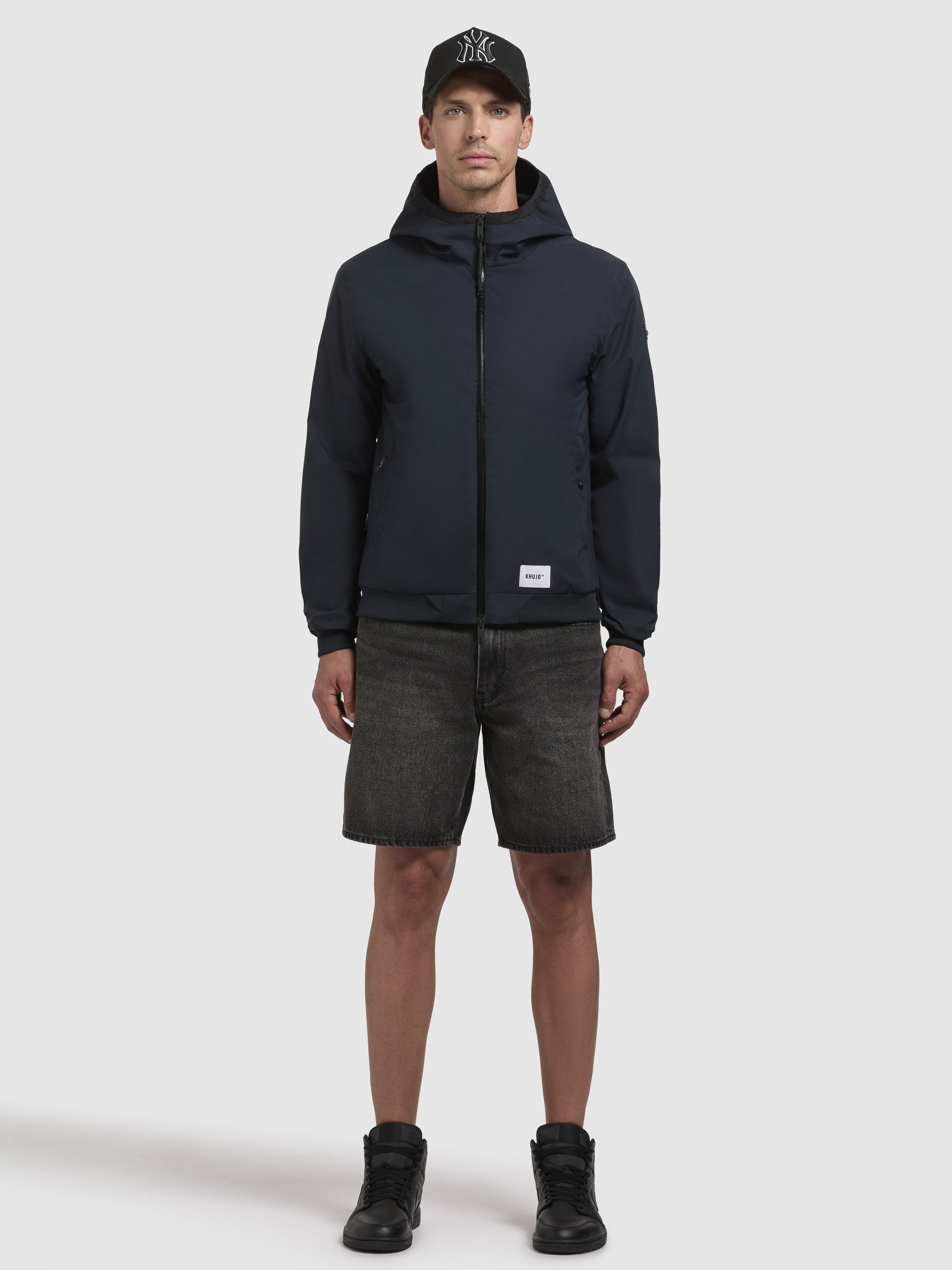 khujo-jacke-larm-damen-bergangsjacke-mit-kapuze-in-dunkelblau image 1