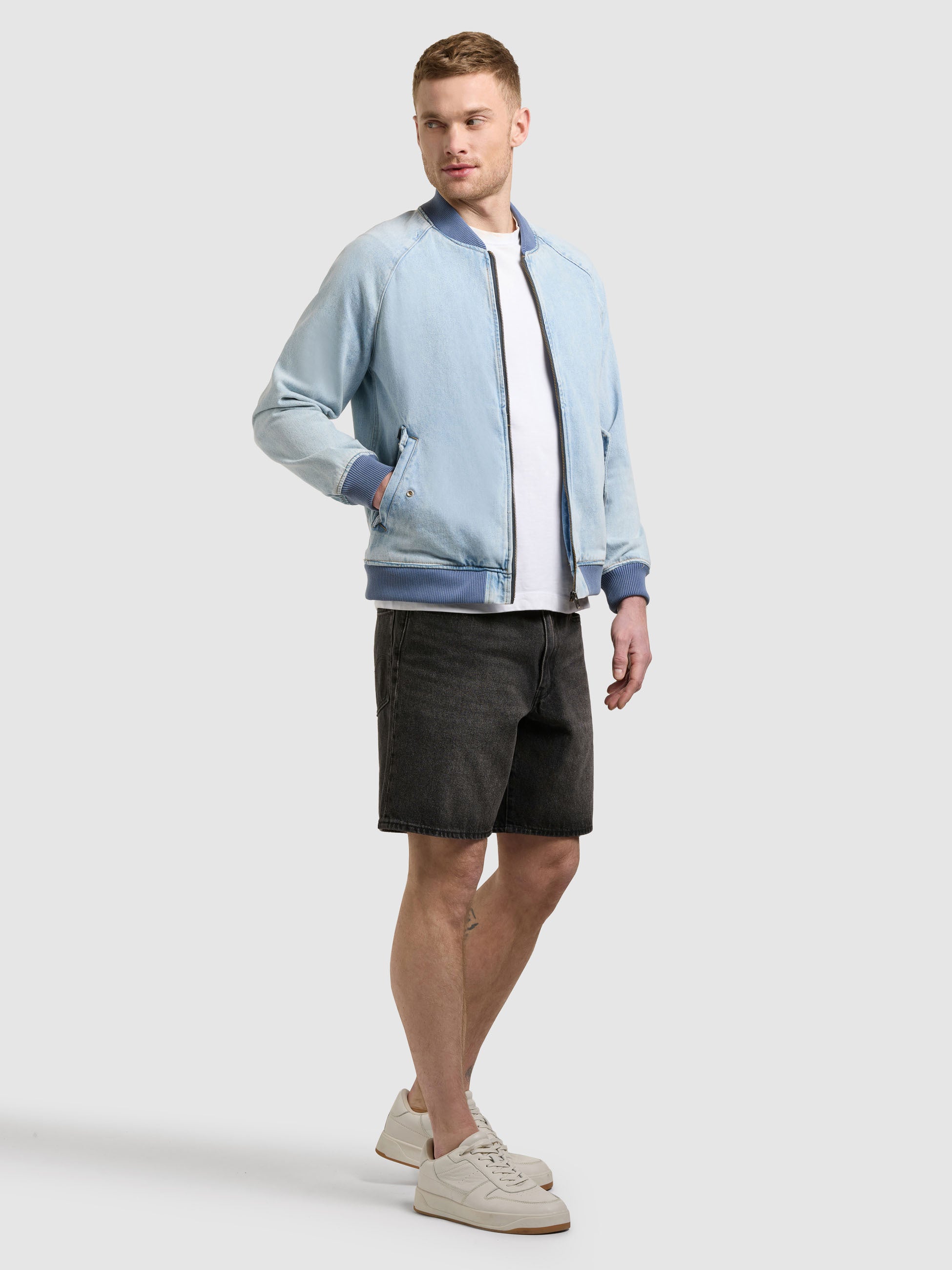 khujo-jeansjacke-cahill-light-blue-blouson-aus-baumwoll-denim image 6