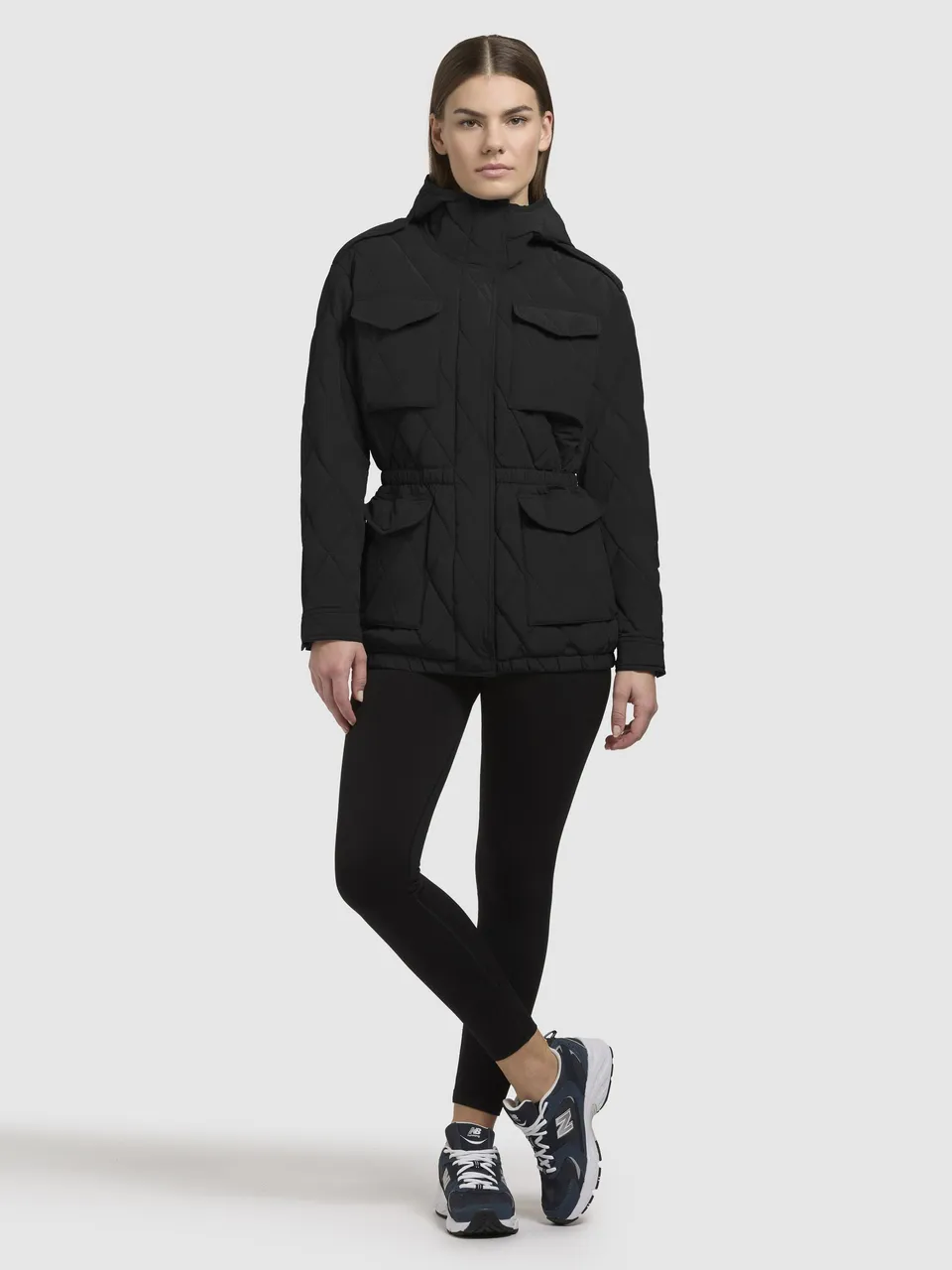 khujo-jacke-alimina-damen-steppjacke-schwarz image 1