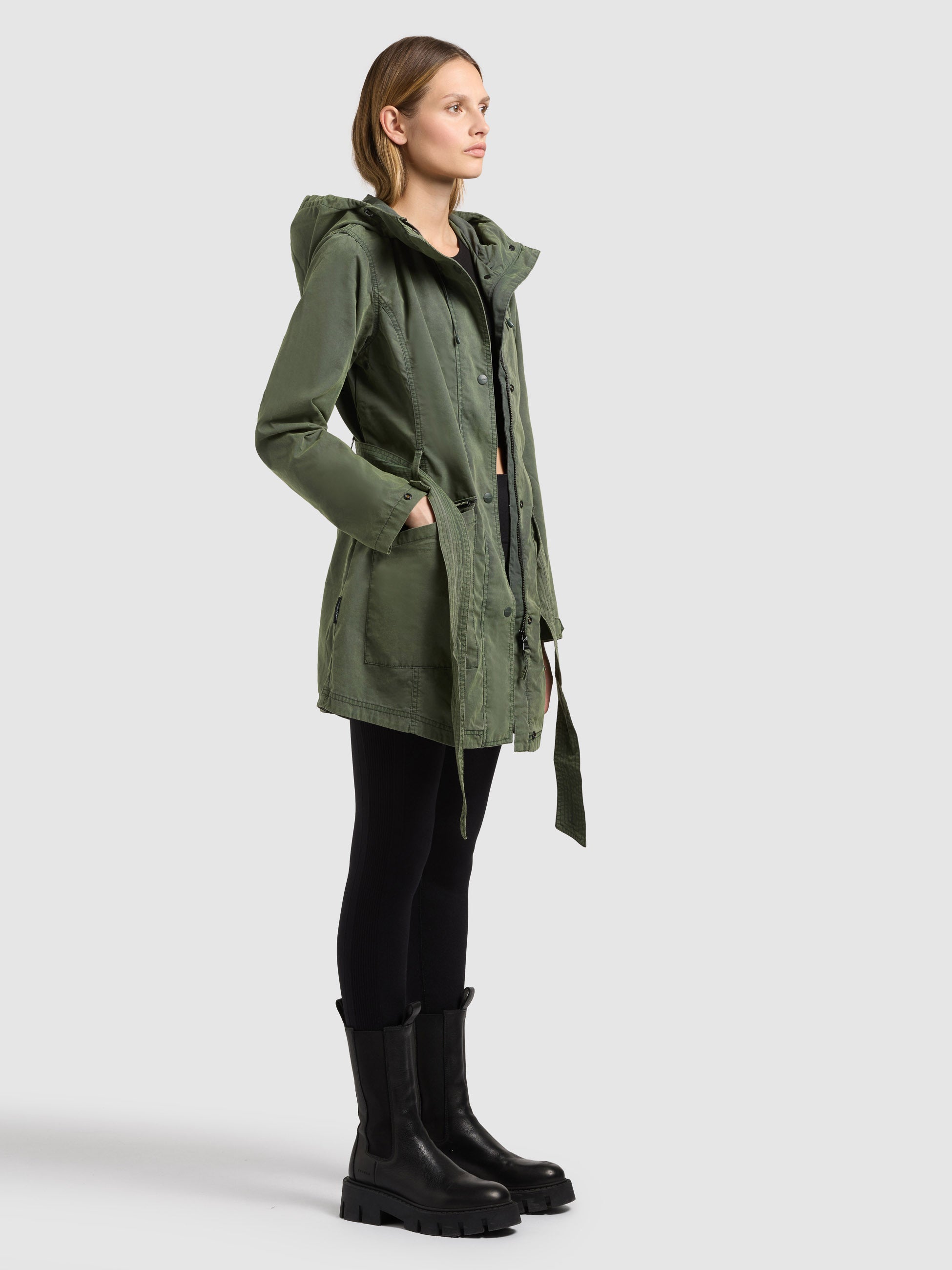 khujo-prea-damen-jacke-black-olive-sommerparka-trenchcoat-mit-kapuze image 6