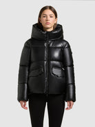 khujo-jacke-aurora-black-kapuzenjacke-lederoptik-wasserabweisend image 4