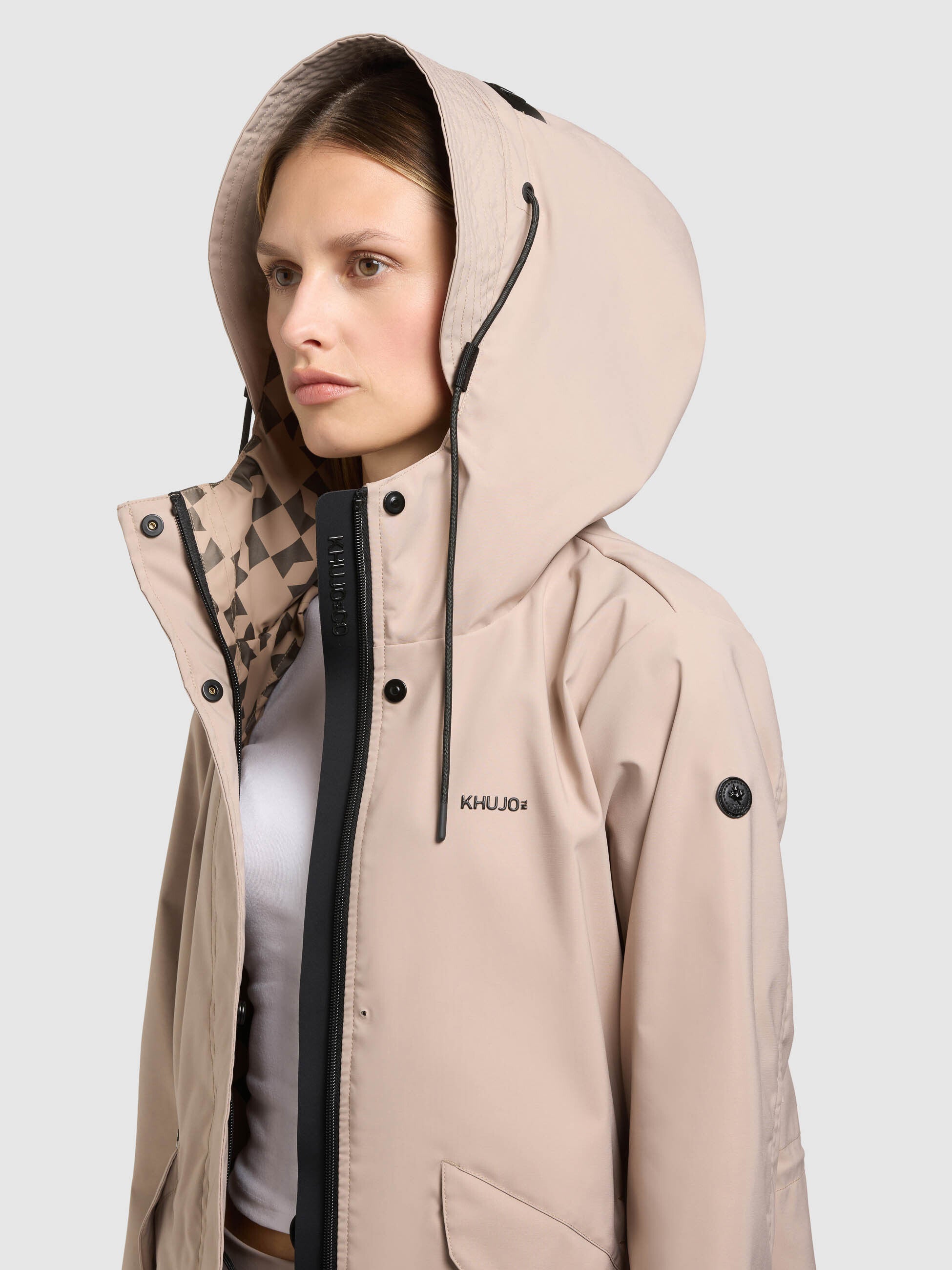khujo-mantel-agev-latte-beige-damen-bergangsmantel-sommerparka-baumwoll-mix image 7