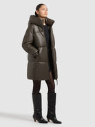khujo-mantel-lorsa-brown-damen-steppmantel-in-leder-optik image 6