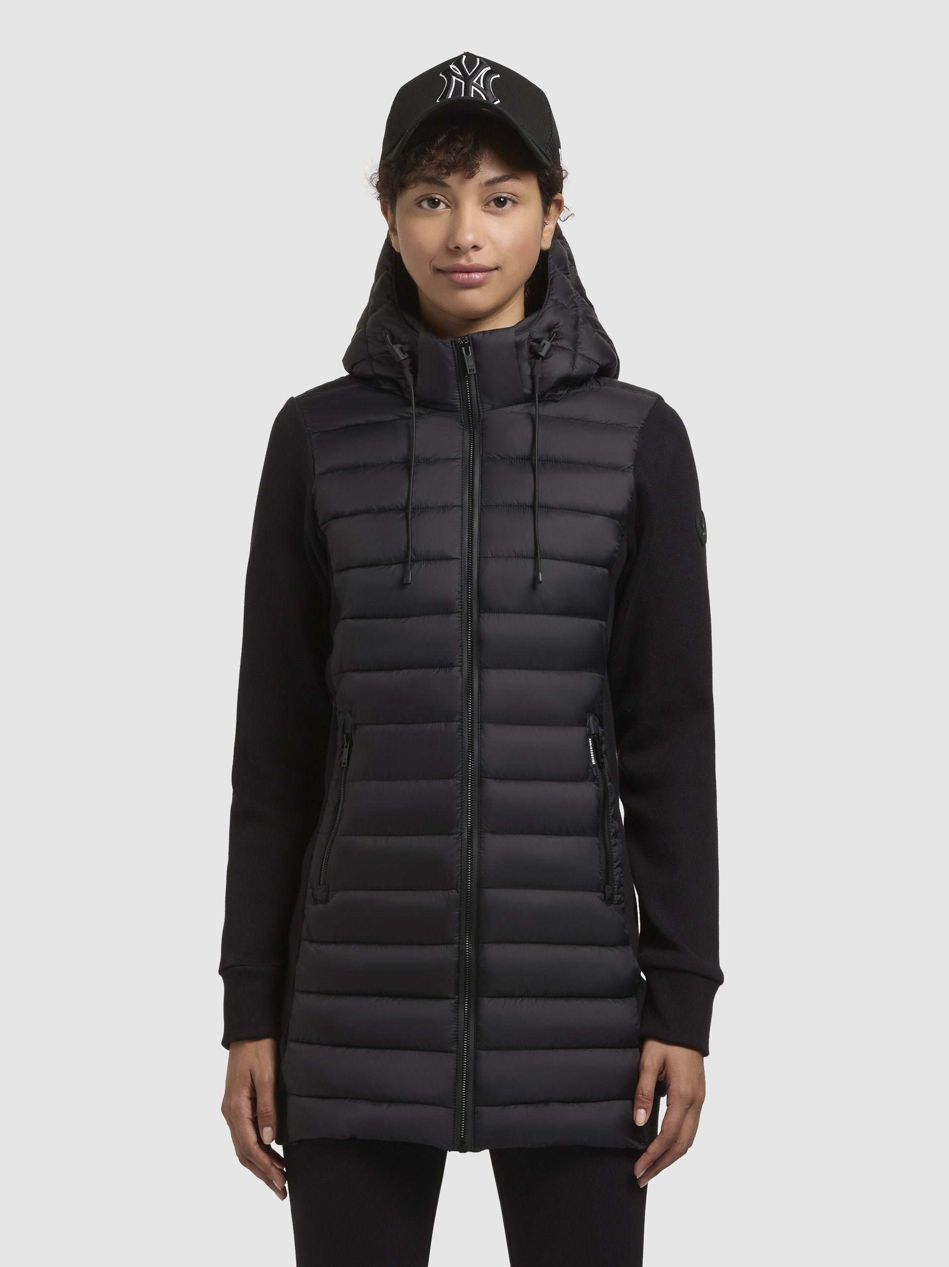 khujo-jacke-etele-schwarz-leichte-steppjacke-damen-materialmix image 4