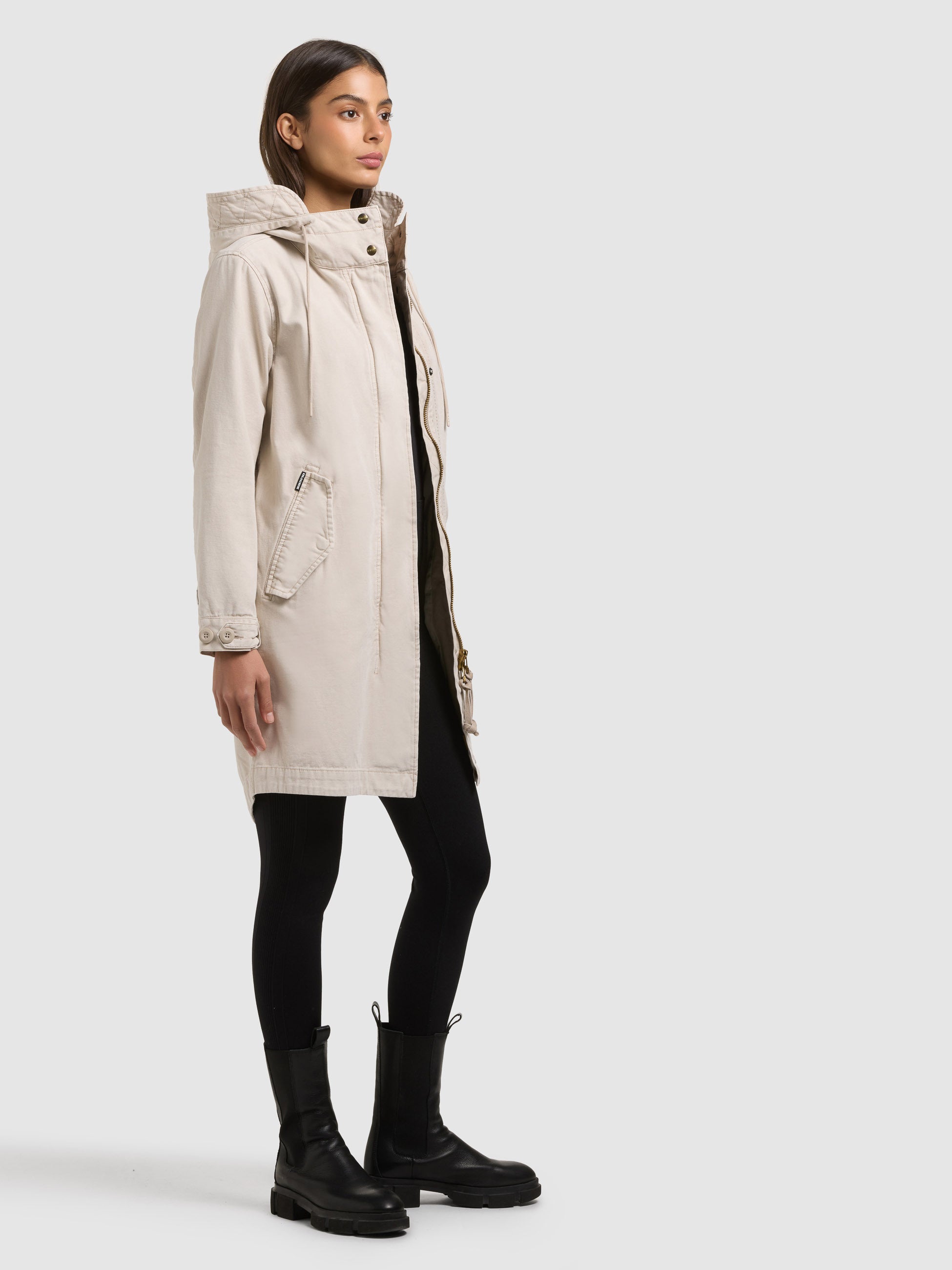 khujo-mantel-freya-greige-damen-parka-garment-dye-regular-fit image 2