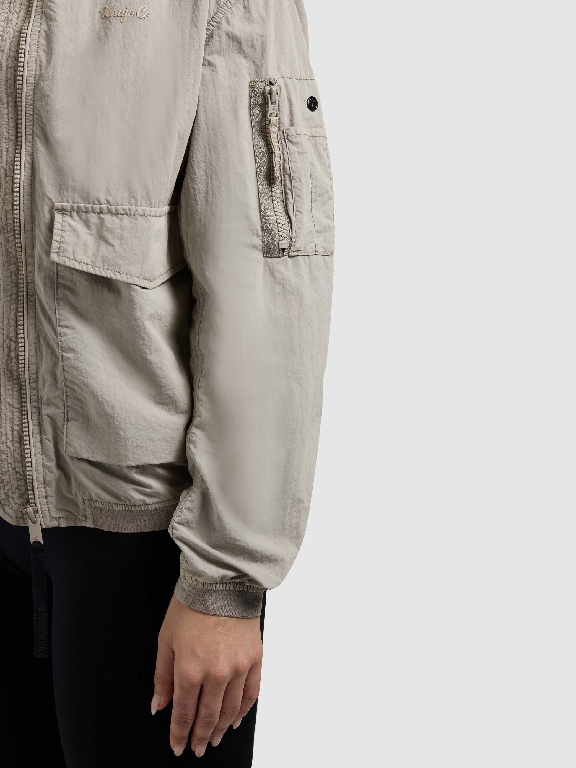 khujo-vona-damen-bomberjacke-bone-beige-leichte-ungef-tterte-blousonjacke image 8