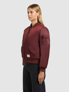 khujo-kasia-jacke-damen-bomberjacke-winterjacke-loose-fit-in-burgundy-red image 5