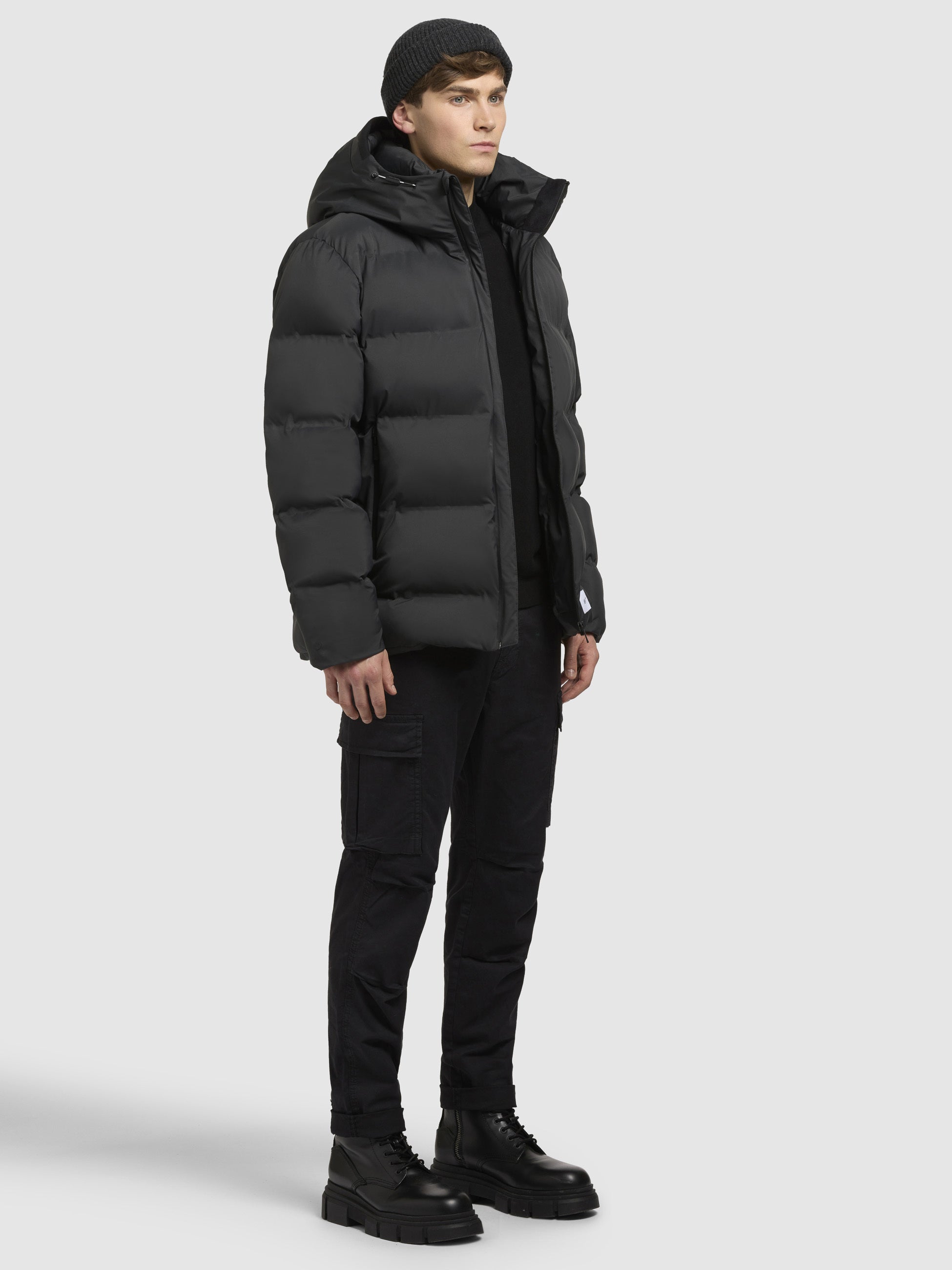 khujo-jacke-silas2-dunkelgrau-warm-wattierte-steppjacke-mit-kapuze image 6