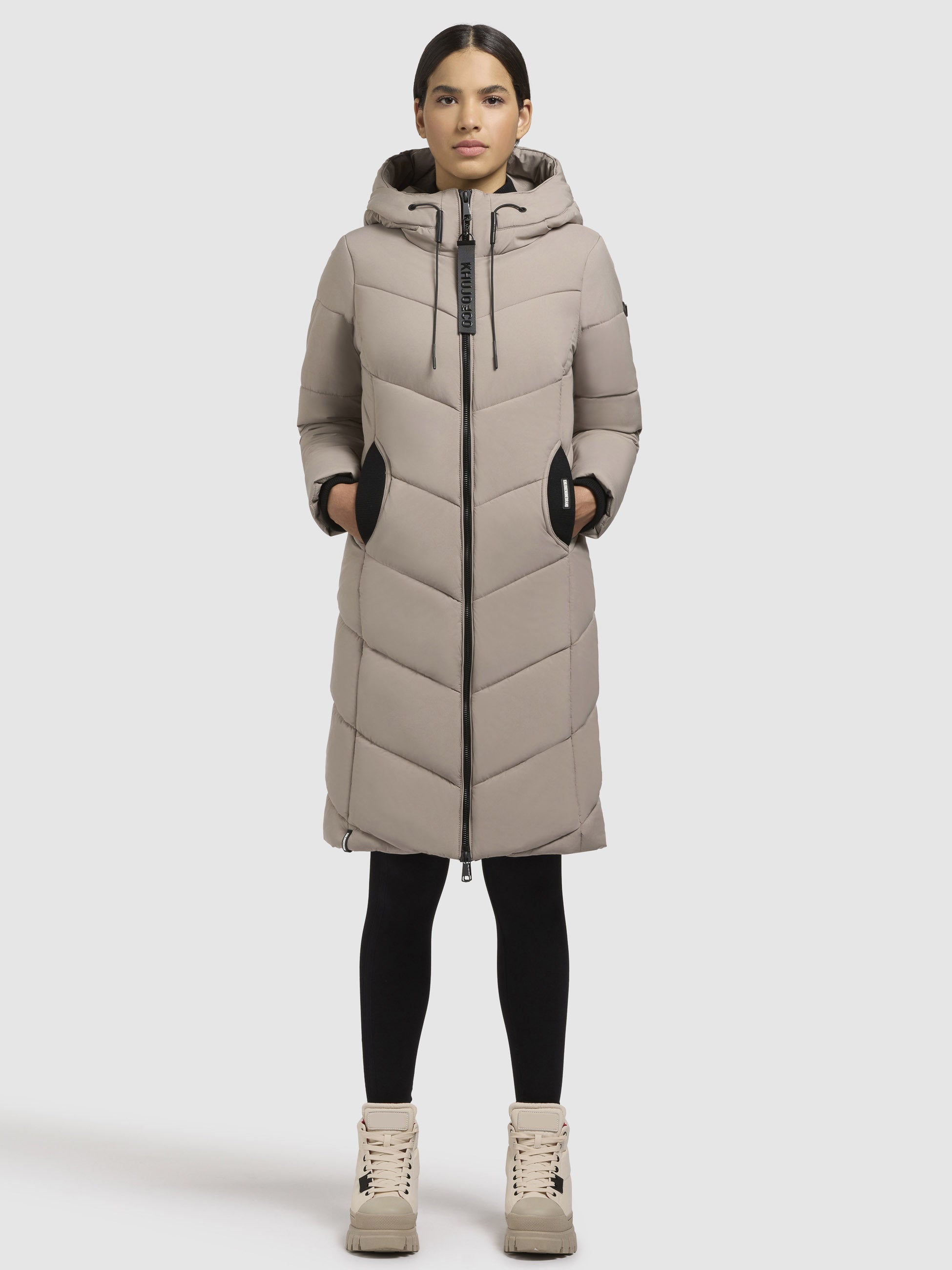 khujo-mantel-aribay5-graubeige-lange-steppjacke-f-r-damen image 1