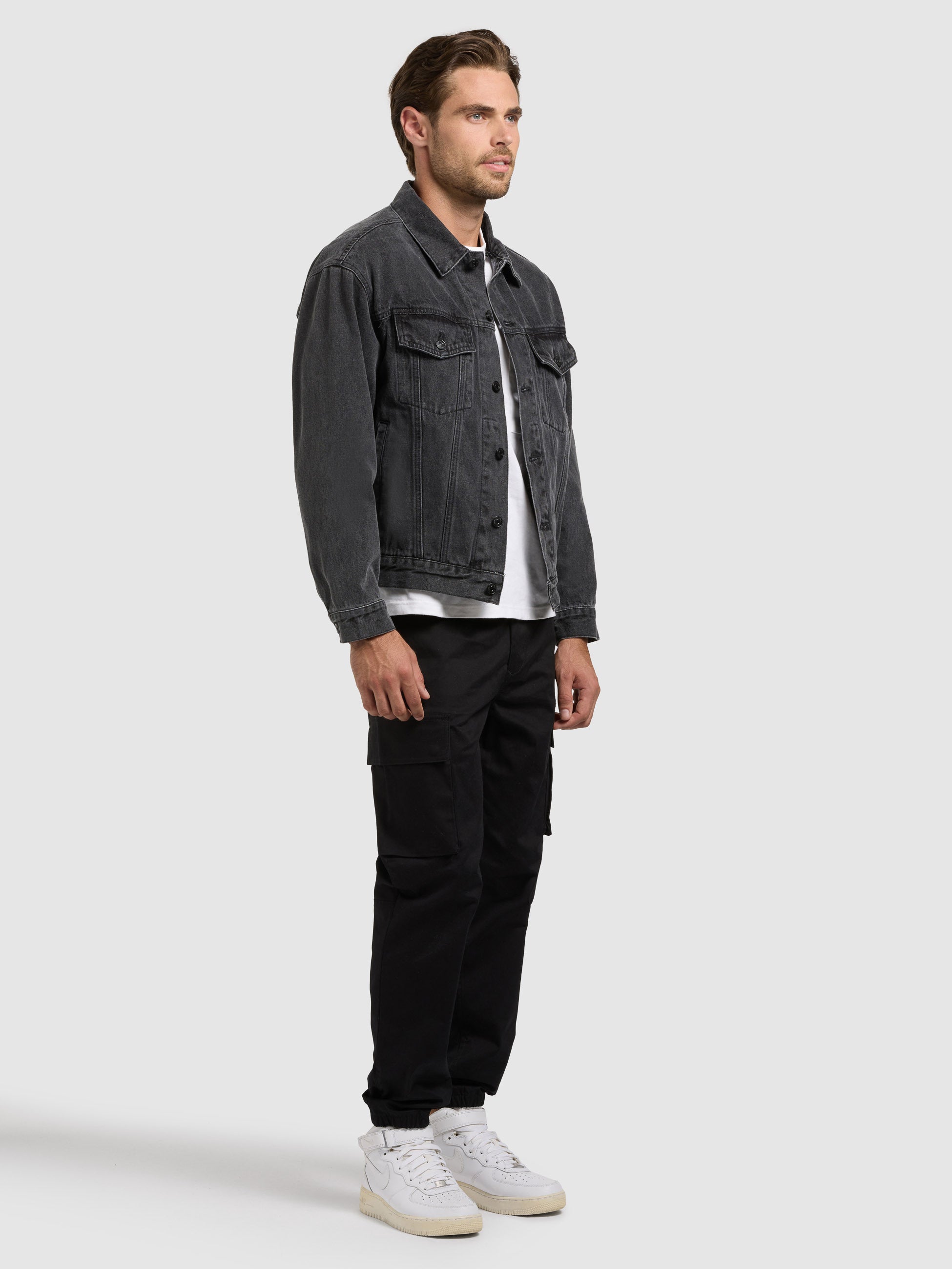 khujo-jeansjacke-jokin-black-2in1-denimjacke-mit-abnehmbarer-kapuze image 6