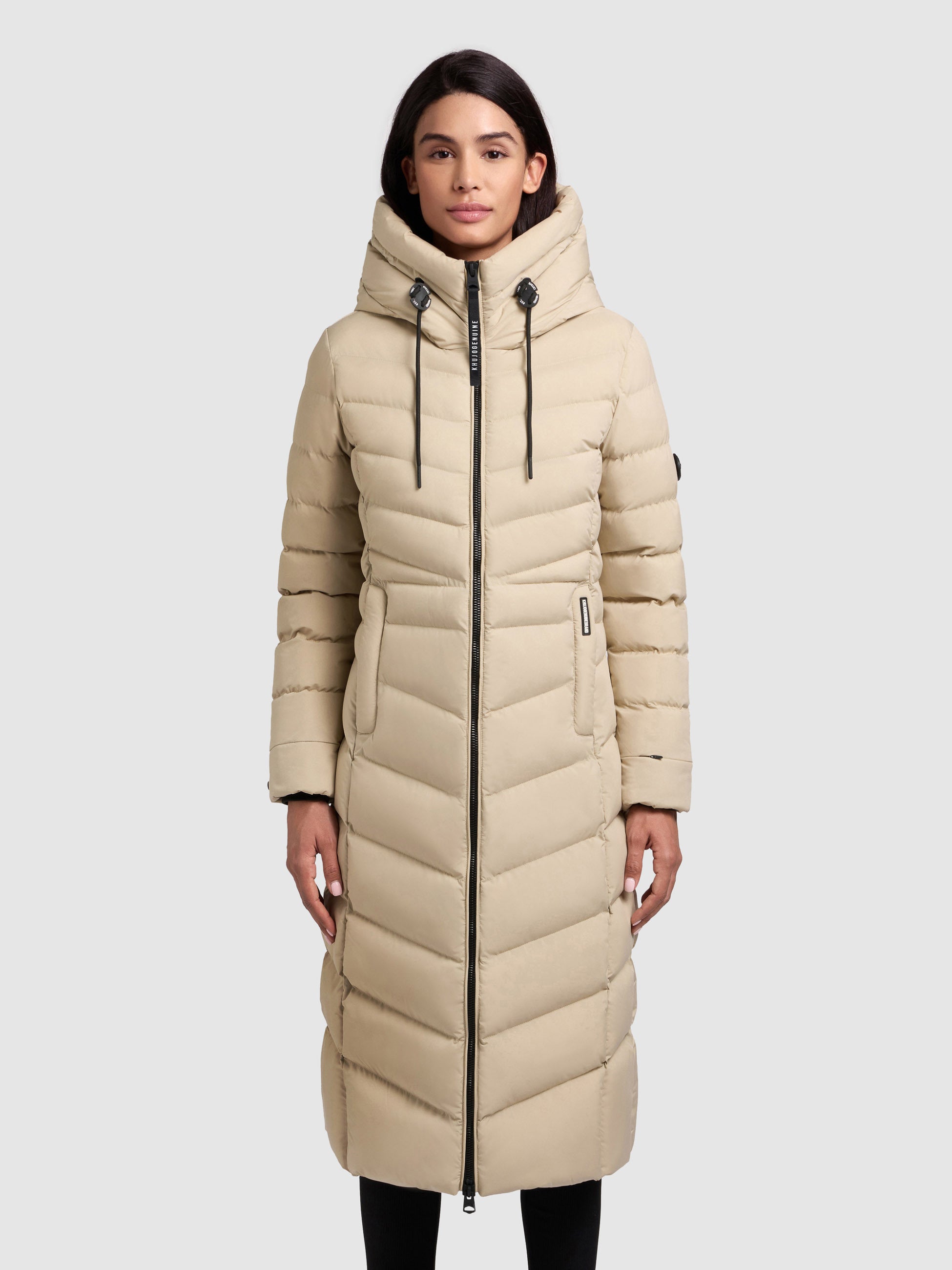 khujo-mantel-ingram4-beige-taillierter-damen-steppmantel-knielang-mit-kapuze image 4