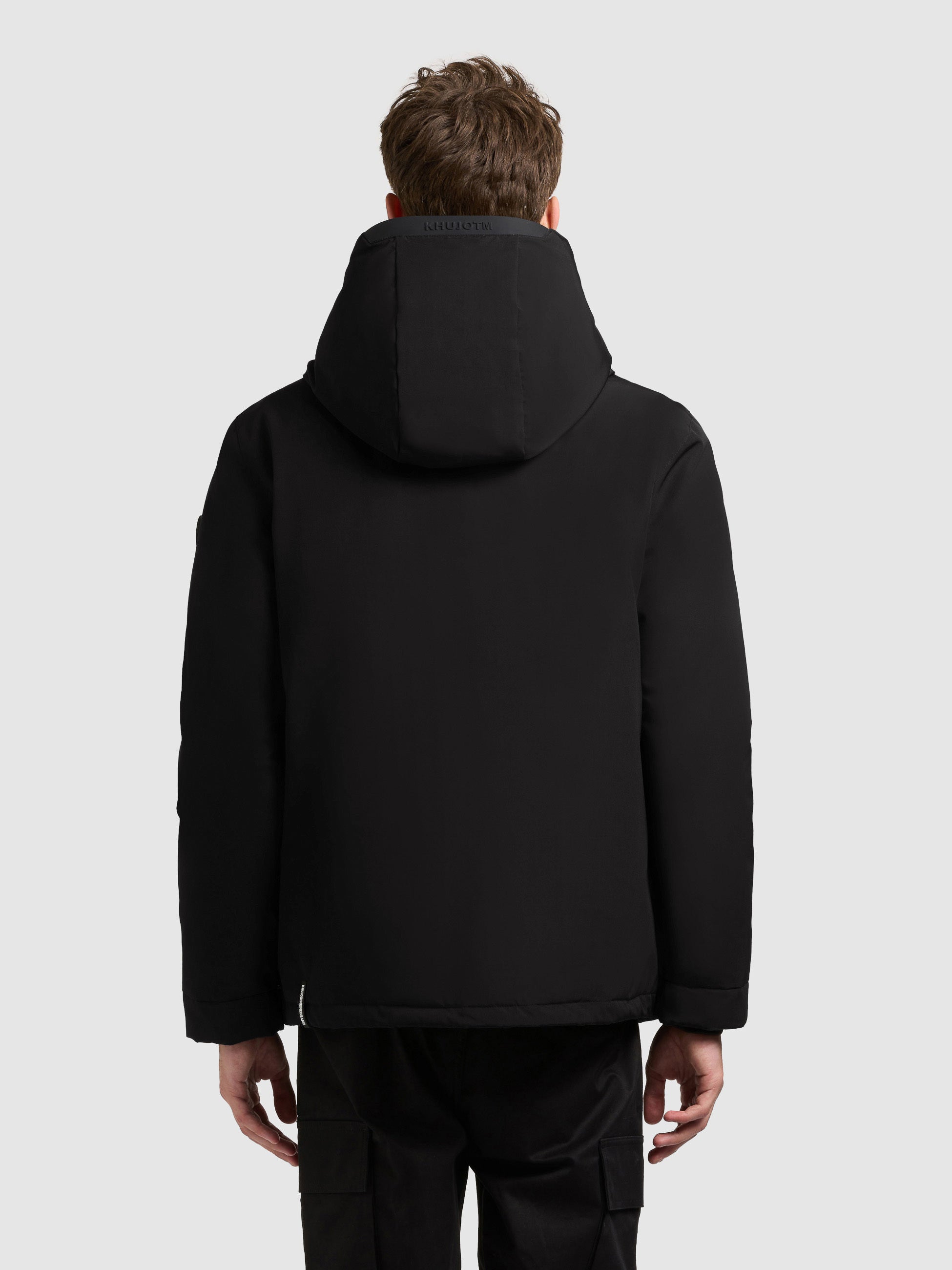 khujo-winterjacke-oreg-black-steppjacke-mit-kapuze-und-rucksacktr-gern image 3