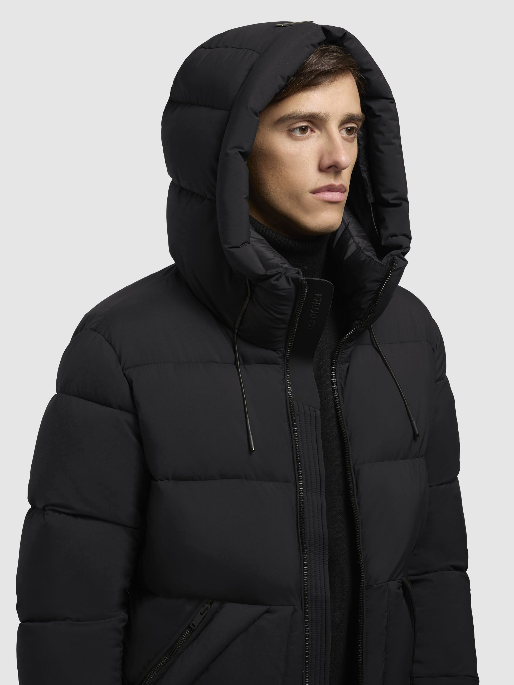 khujo-bela-matt-jacke-schwarz-gesteppte-winterjacke-h-ftlang-mit-kapuze image 7