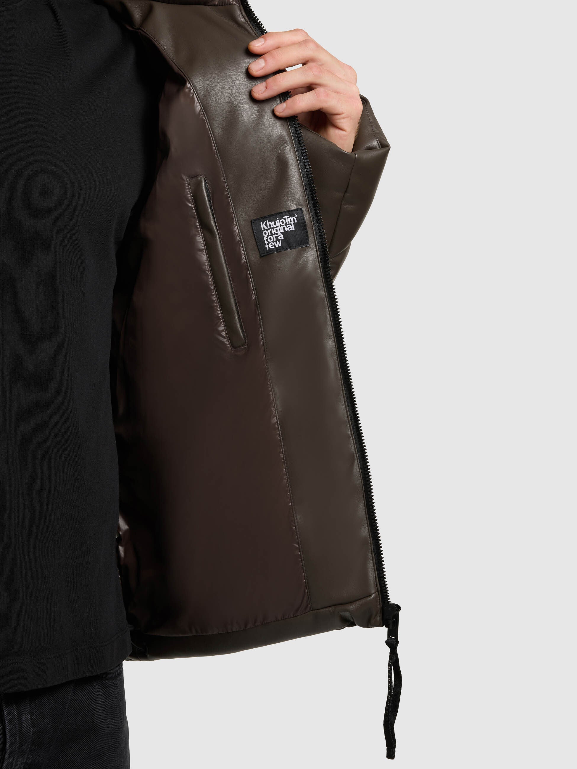 khujo-coen-damen-winterjacke-brown-steppjacke-in-lederoptik-wasserabweisend image 8