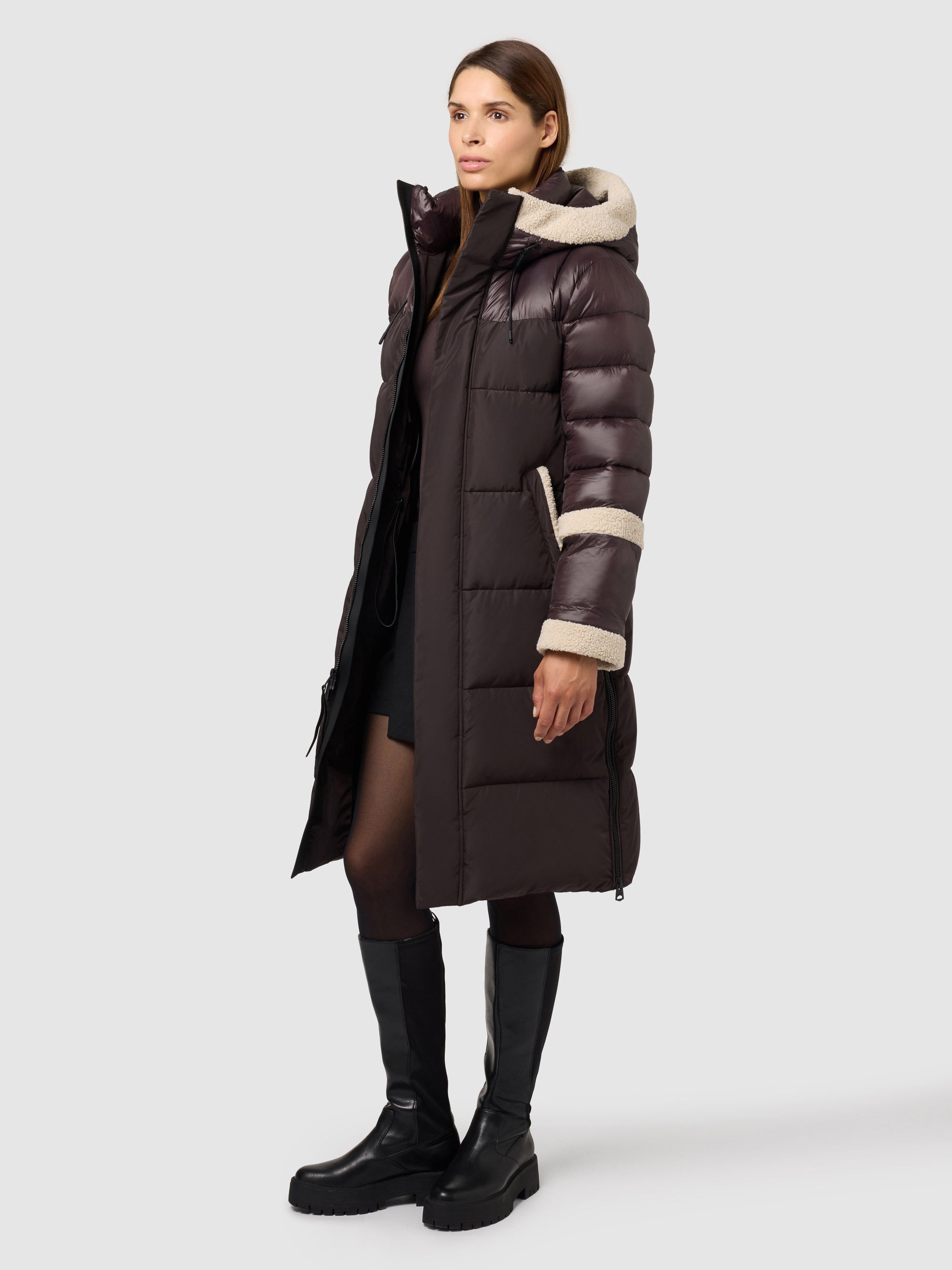 khujo-mantel-desna2-moody-plum-damen-steppmantel-knielang-mit-teddyfleece image 2