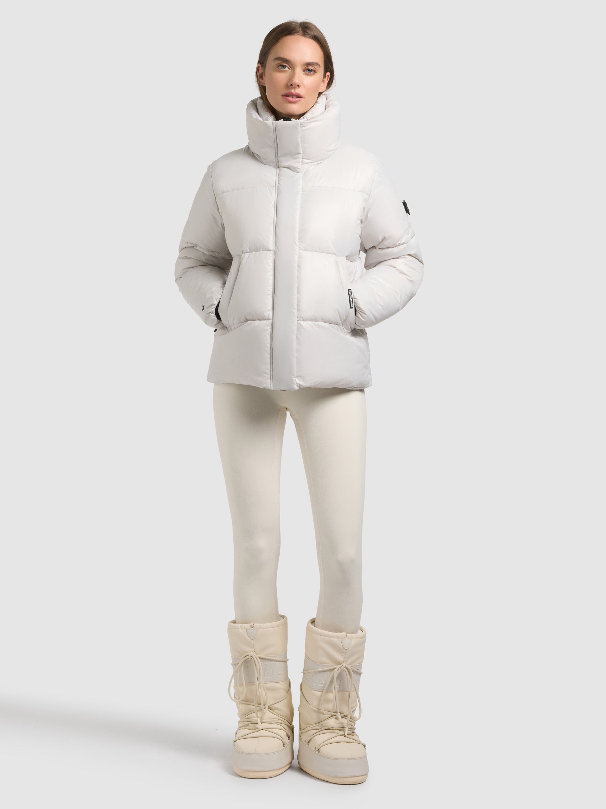 khujo-jacke-nala-flash-white-damen-steppjacke-gl-nzend-loose-fit image 2