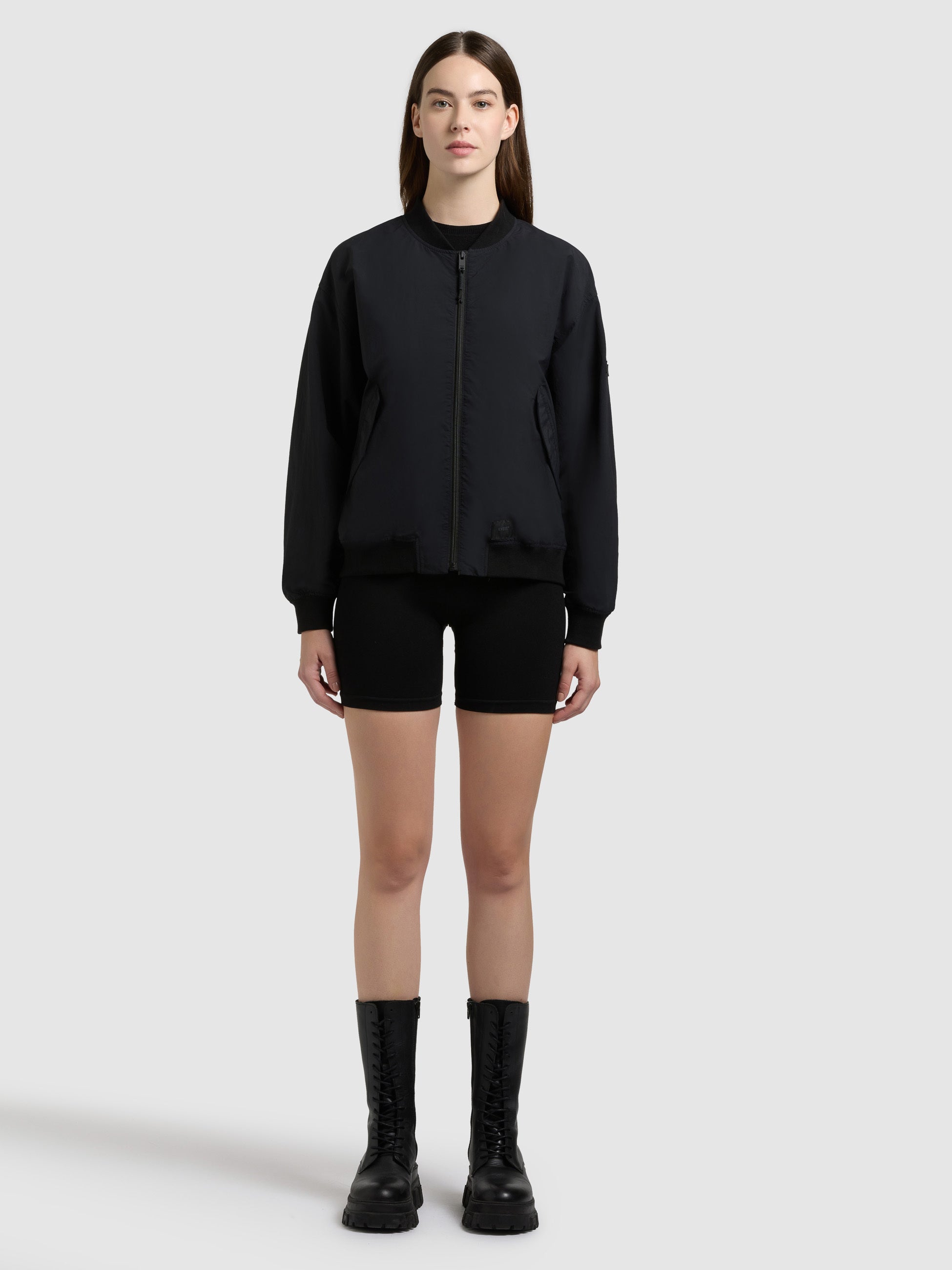khujo-blouson-rylee-with-bag-damen-sommerjacke-black-leichte-bomberjacke image 6