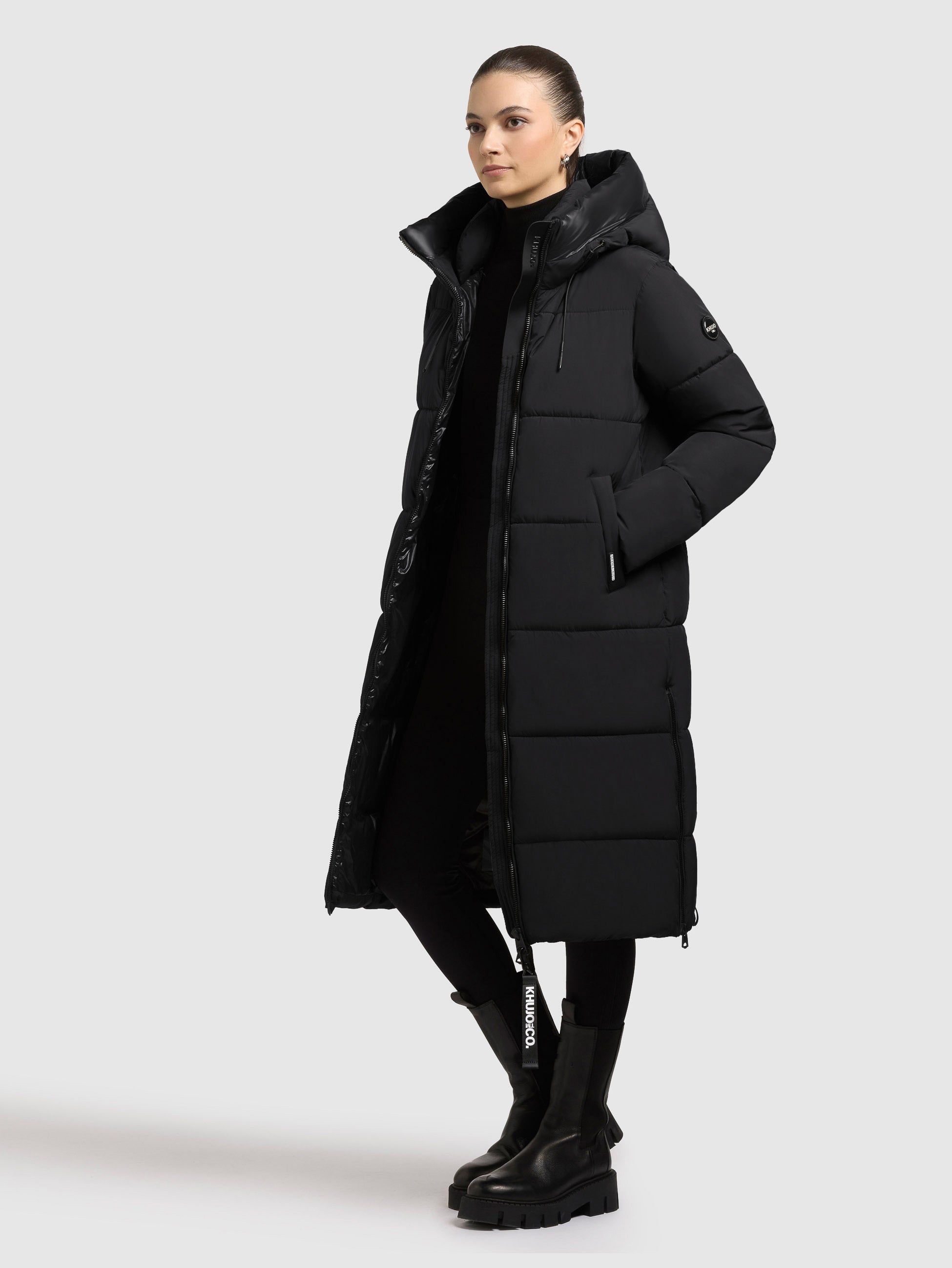 khujo-mantel-nalu-black-knielanger-wattierter-steppmantel-mit-stehkragen-kapuze image 6