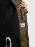 khujo-jacke-suda-cane-brown-damen-winterjacke-loose-fit-gl-nzend image 8
