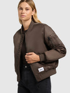 khujo-kasia-bomberjacke-potter-brown-damen-loose-fit image 7