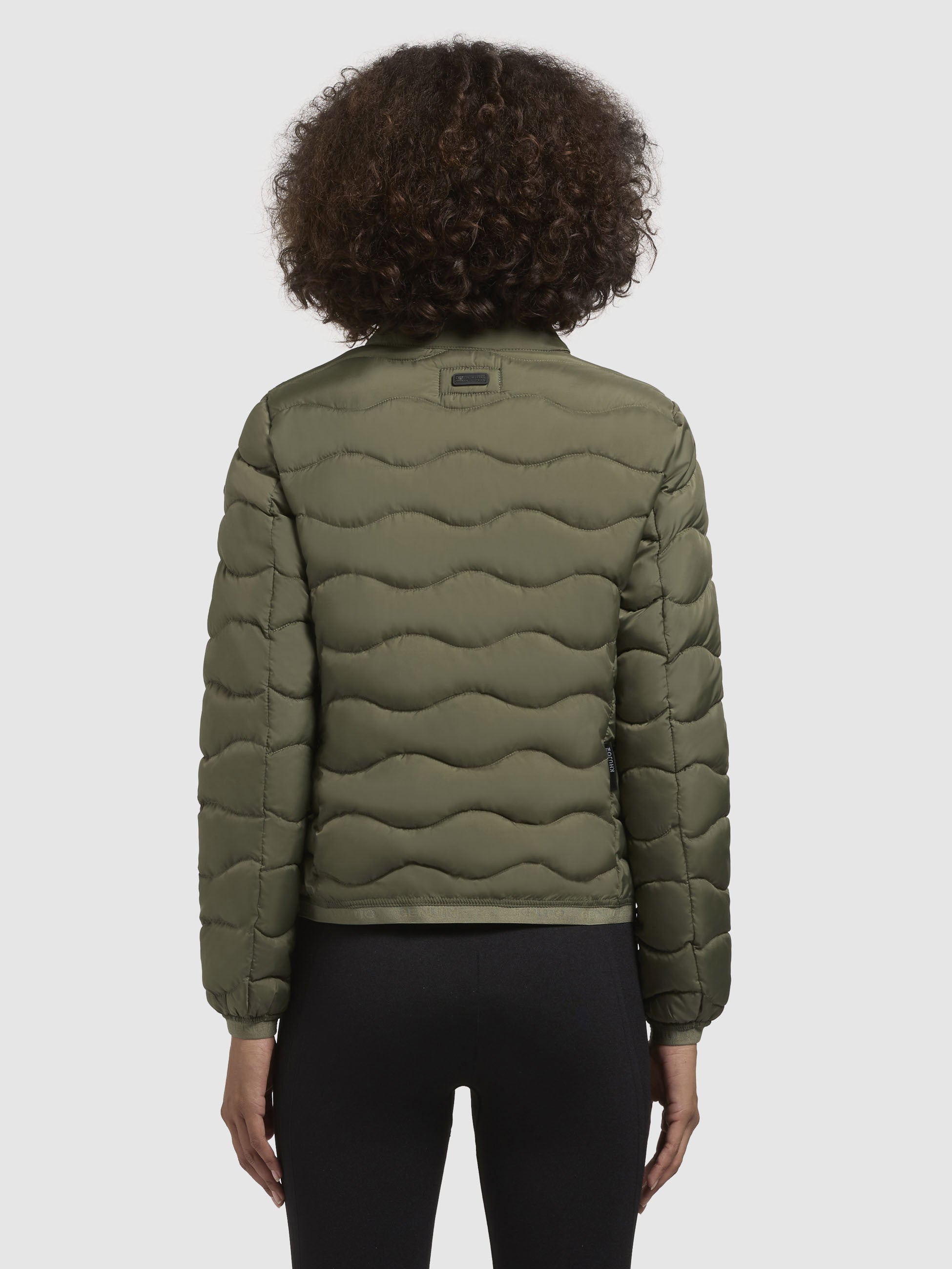 khujo-jacke-merl-helloliv-leichte-steppjacke-slim-fit-f-r-damen image 3