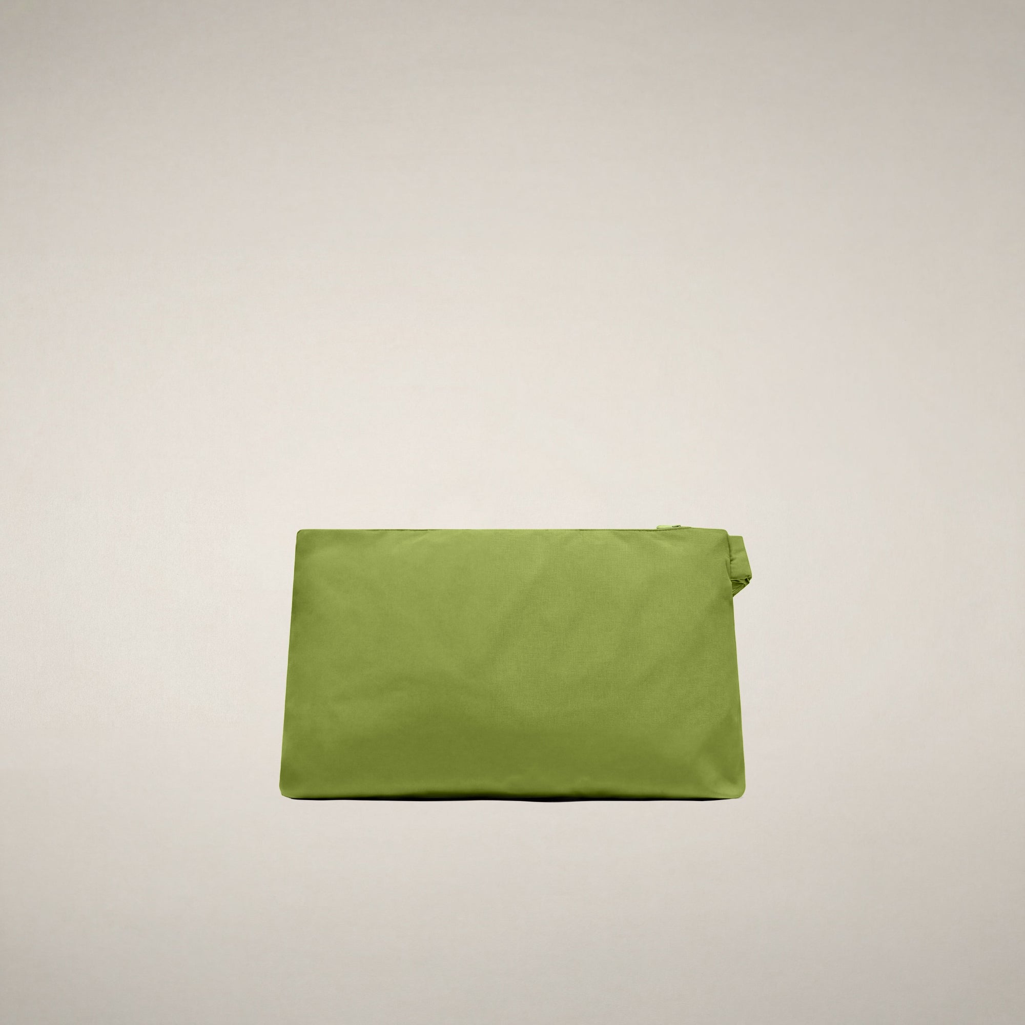 save-the-duck-remy-unisex-pochette-limegr-n-mit-handgelenkriemen image 2