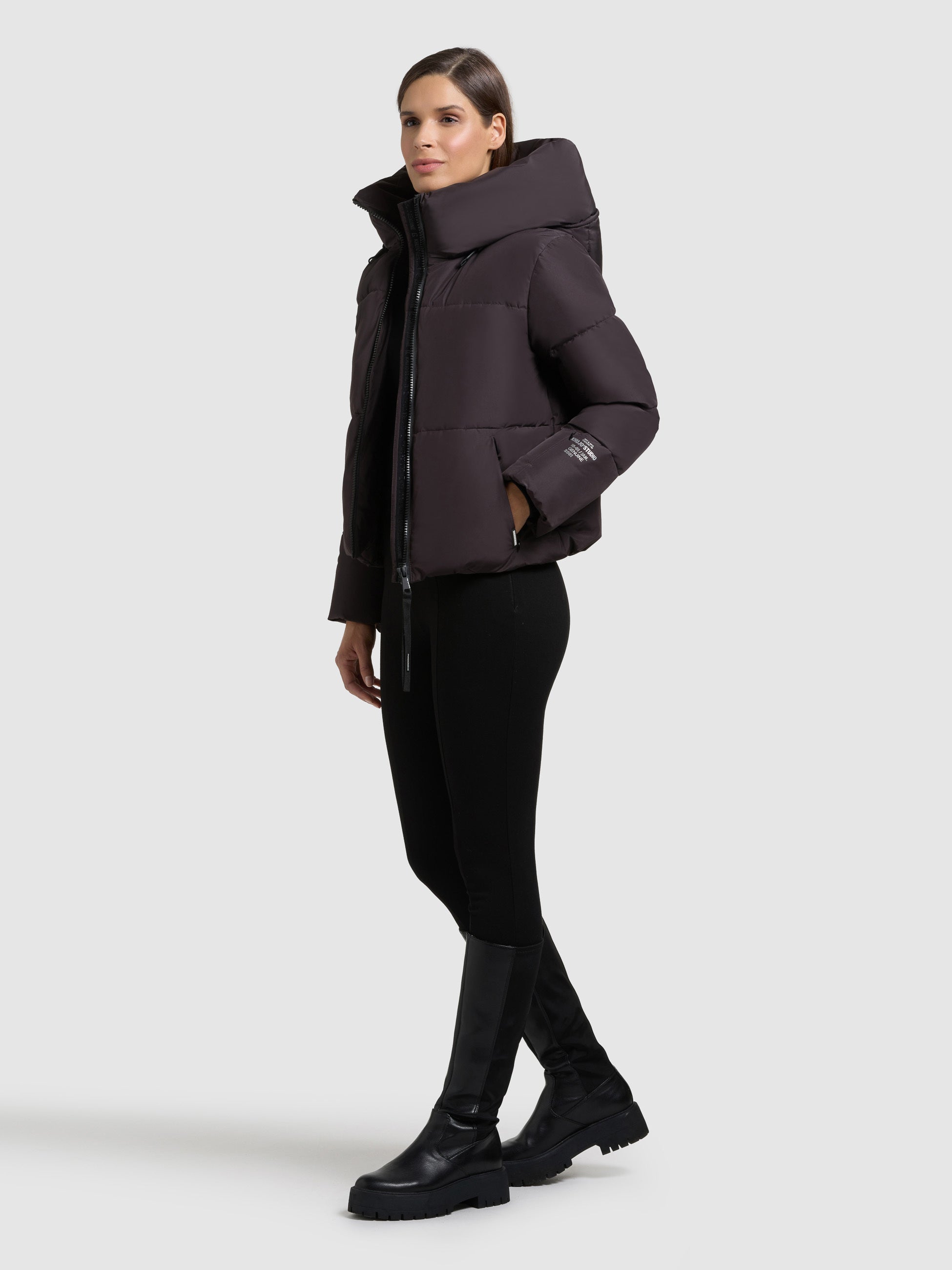khujo-jacke-audrey-matt-moody-plum-damen-steppjacke-loose-fit image 2